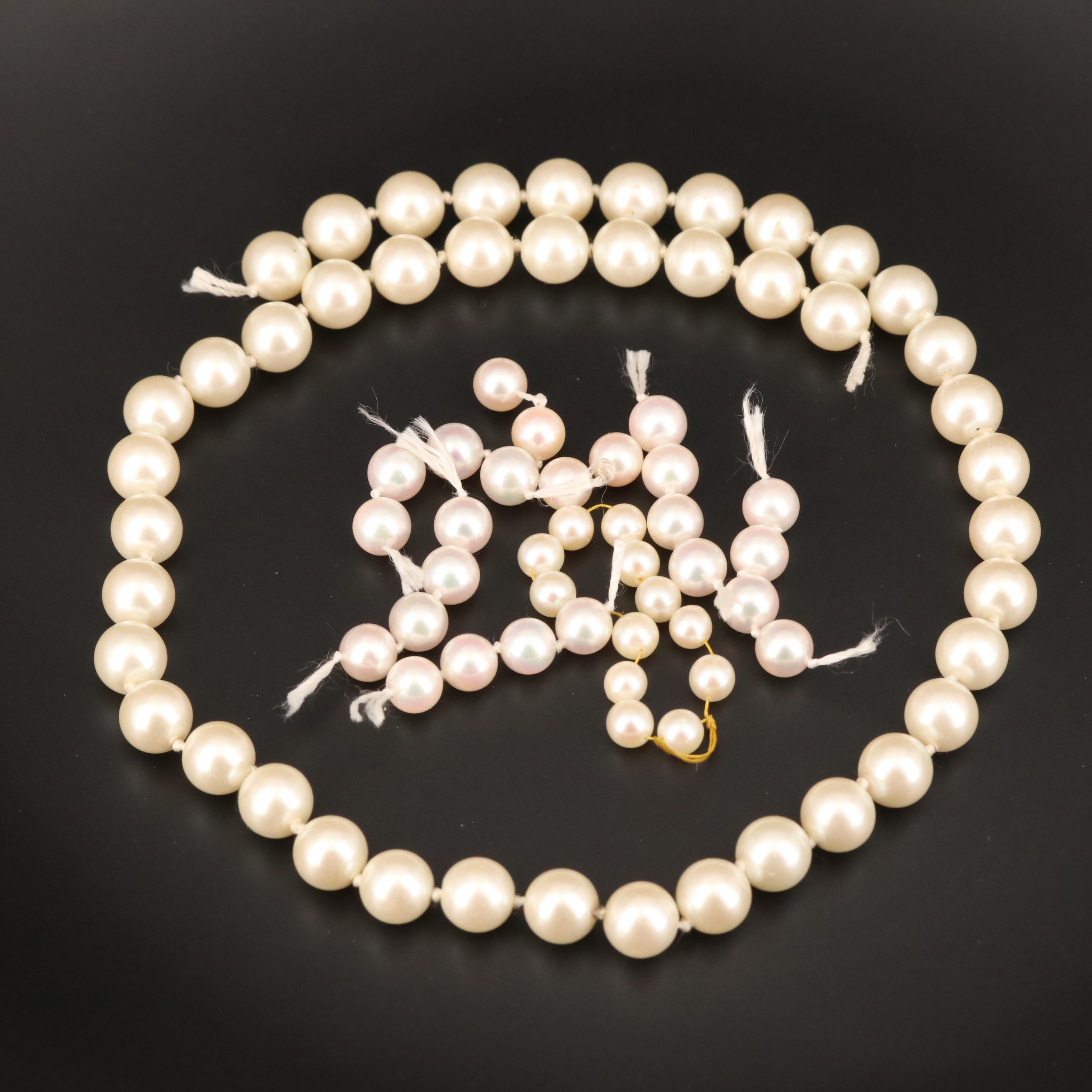 Loose Pearls in Varying Sizes