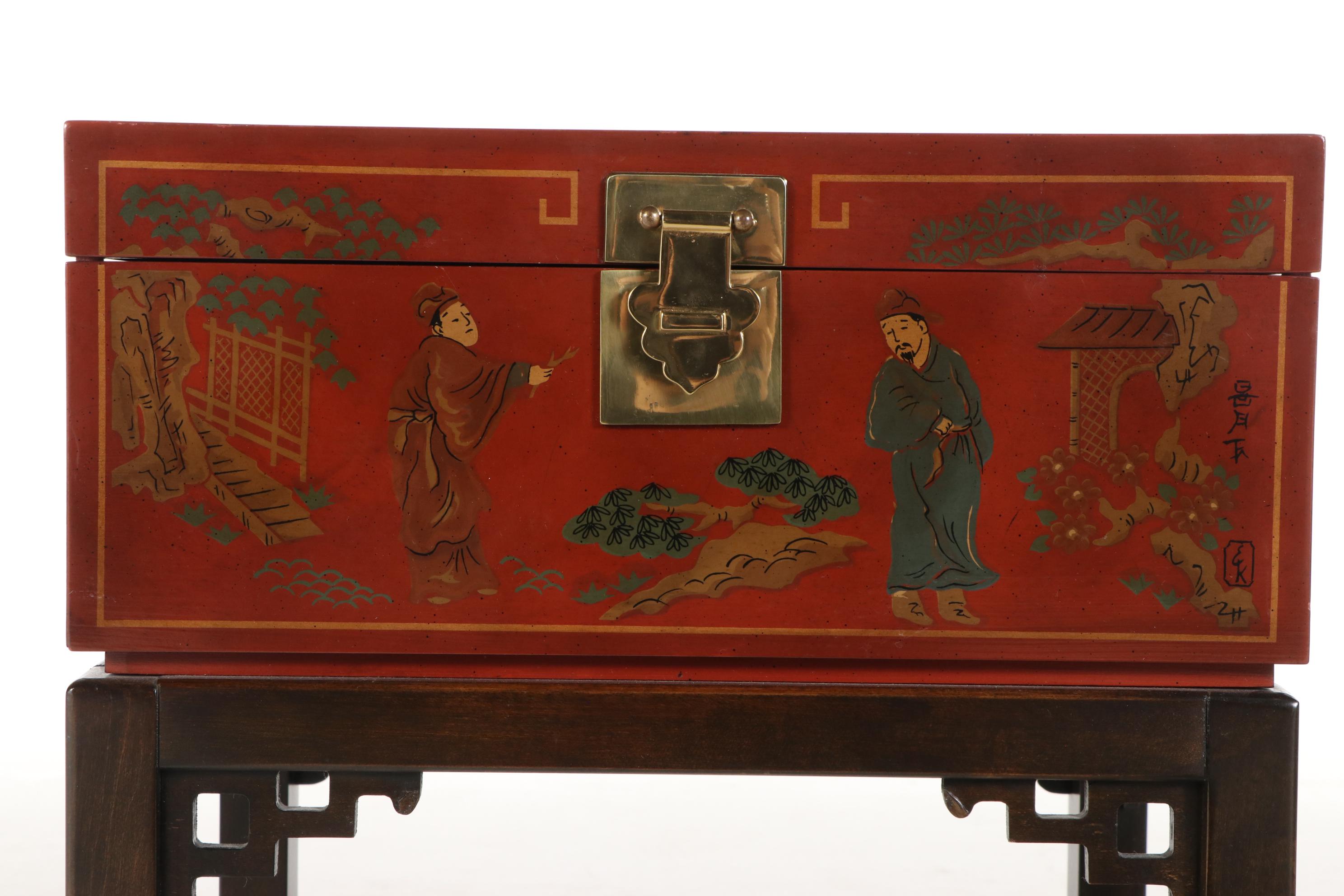 Drexel Heritage "Et Cetera" Painted and Parcel-Gilt Chinoiserie Chest-on-Stand