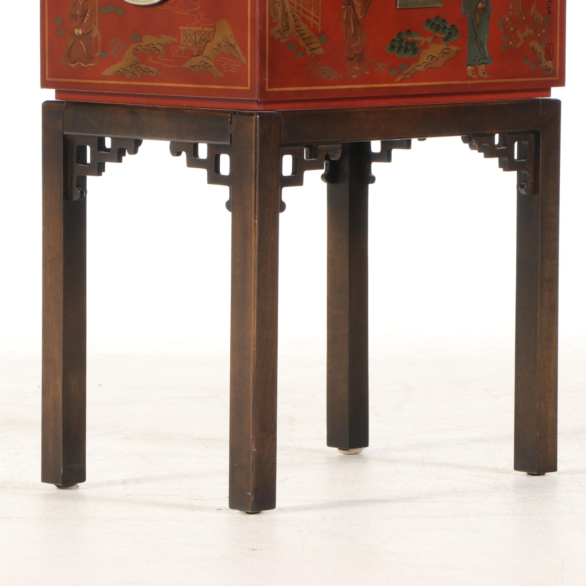 Drexel Heritage "Et Cetera" Painted and Parcel-Gilt Chinoiserie Chest-on-Stand