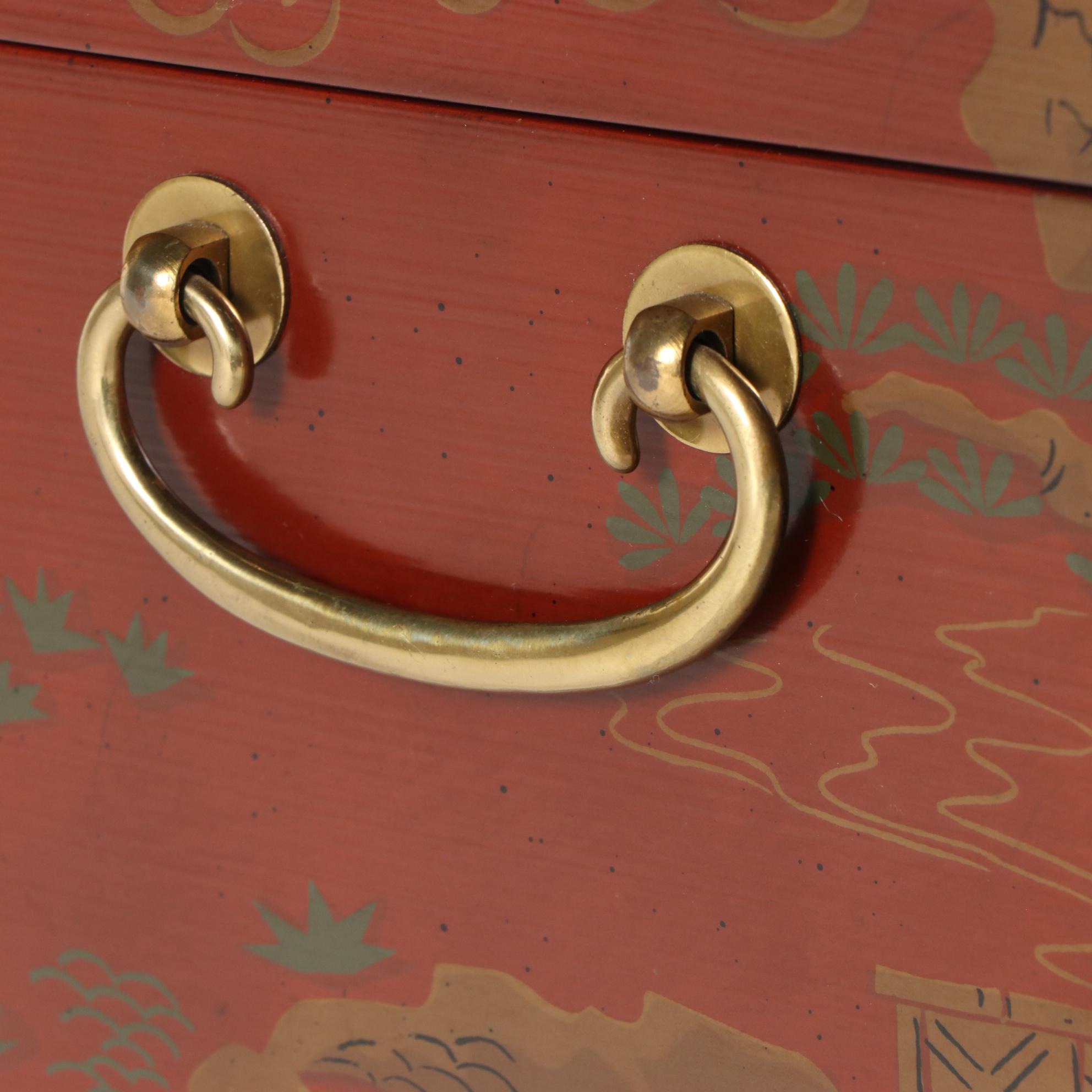 Drexel Heritage "Et Cetera" Painted and Parcel-Gilt Chinoiserie Chest-on-Stand