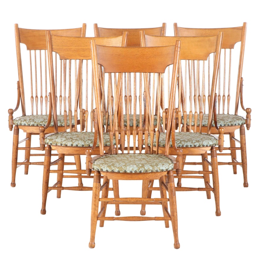 Six American Oak Spindle-Back Dining Side Chairs, Early 20th Century