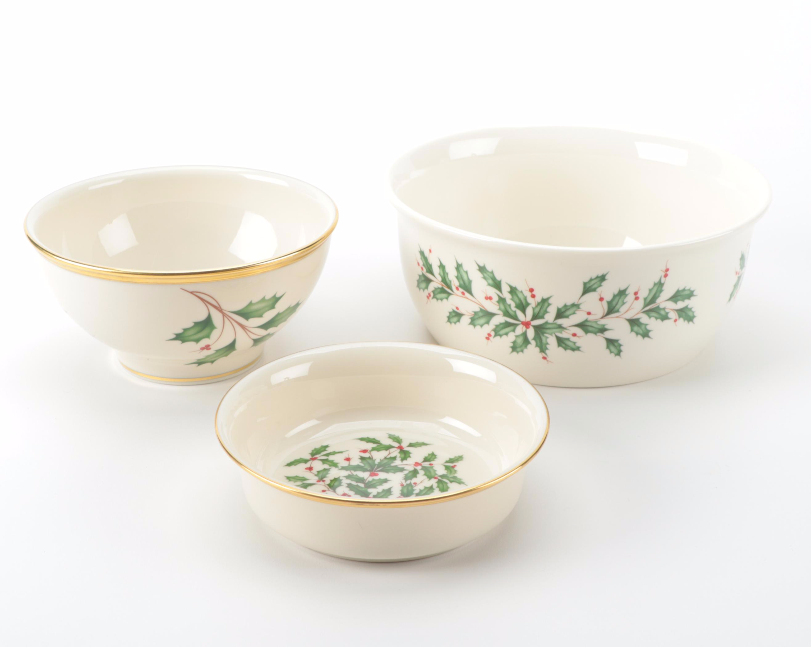 Lenox "Holiday" Porcelain Dinnerware and Table Accessories