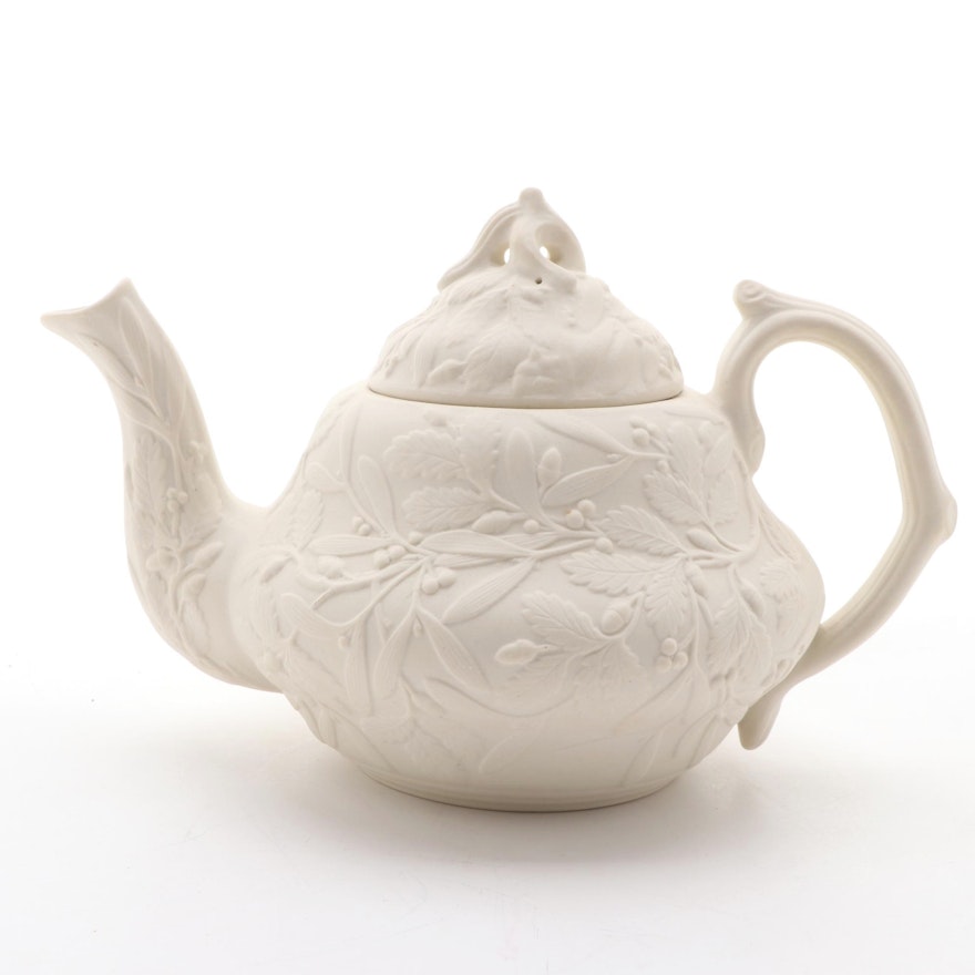 Met Museum Reproduction Parian Ware Teapot