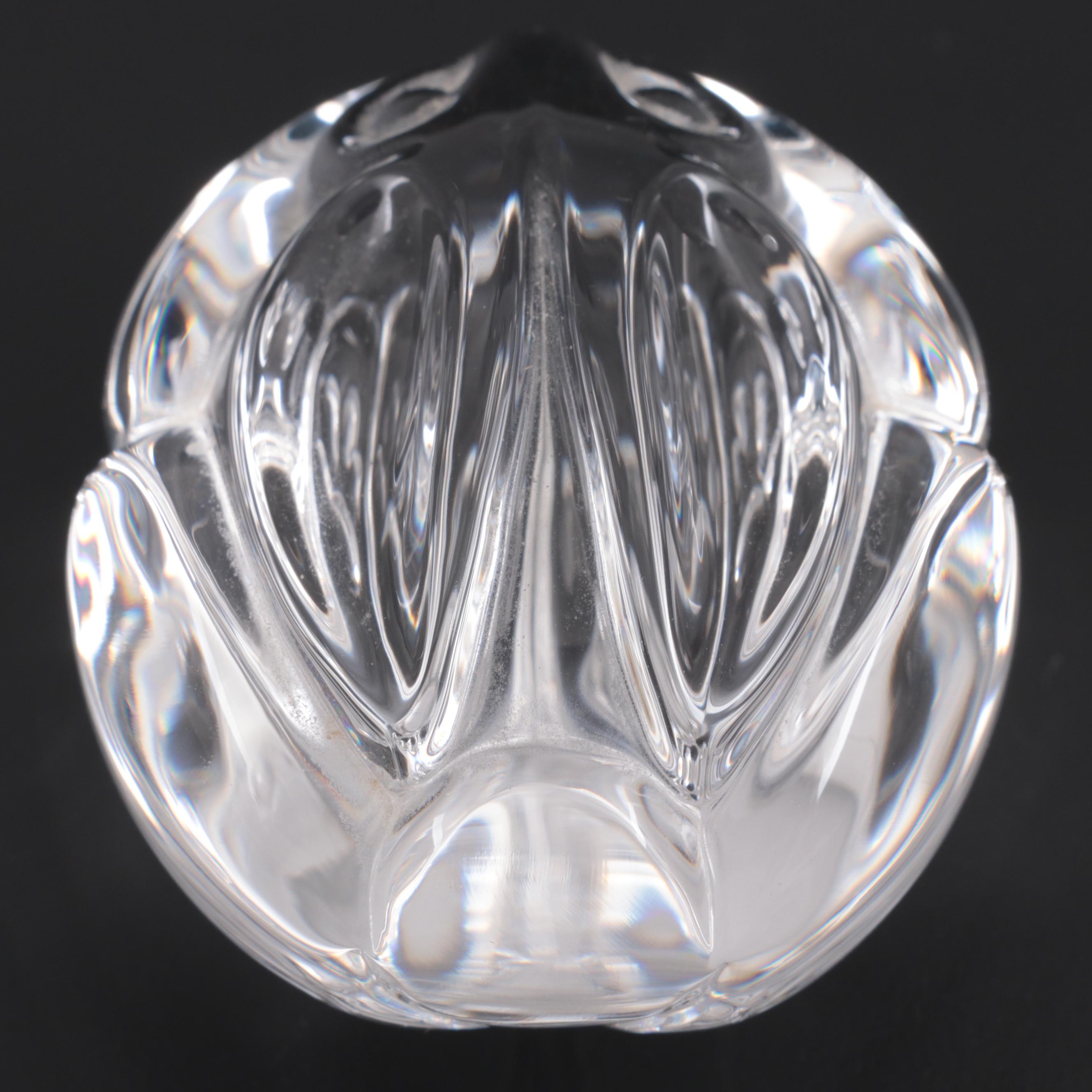 Steuben Art Glass Pressed Rabbit Hand Cooler  Designed by Lloyd Atkins