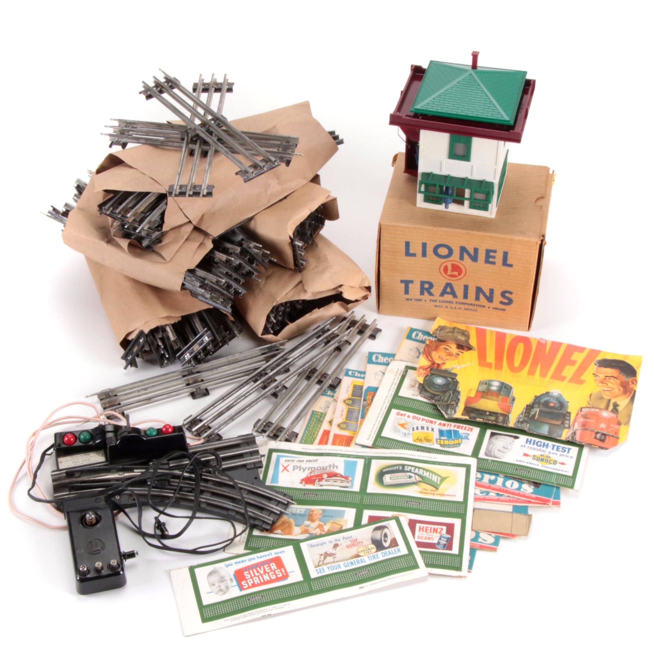 Lionel O Gauge Track and Power Track Switch, Mid-20th Century