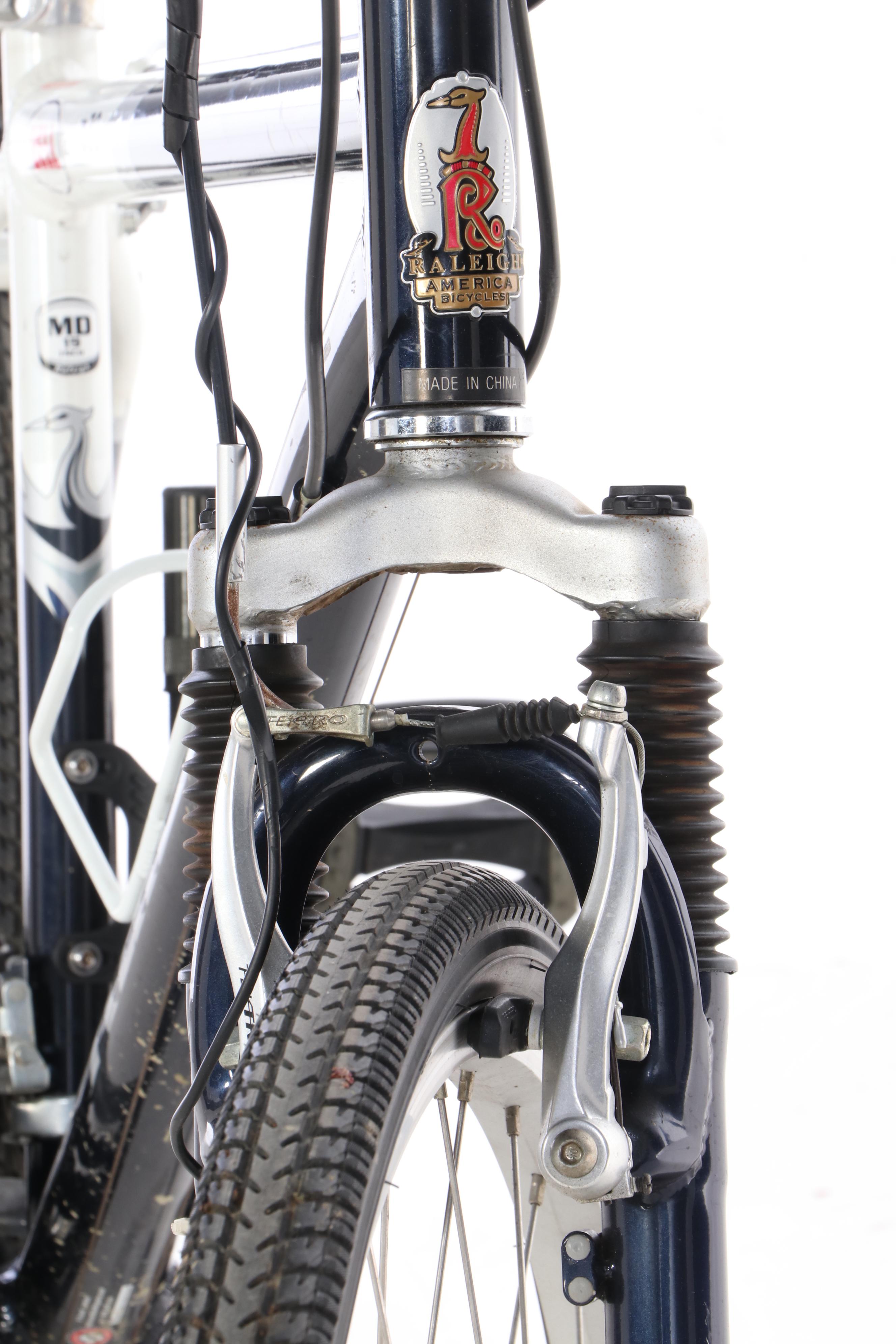 Raleigh C30 Mountain Bike