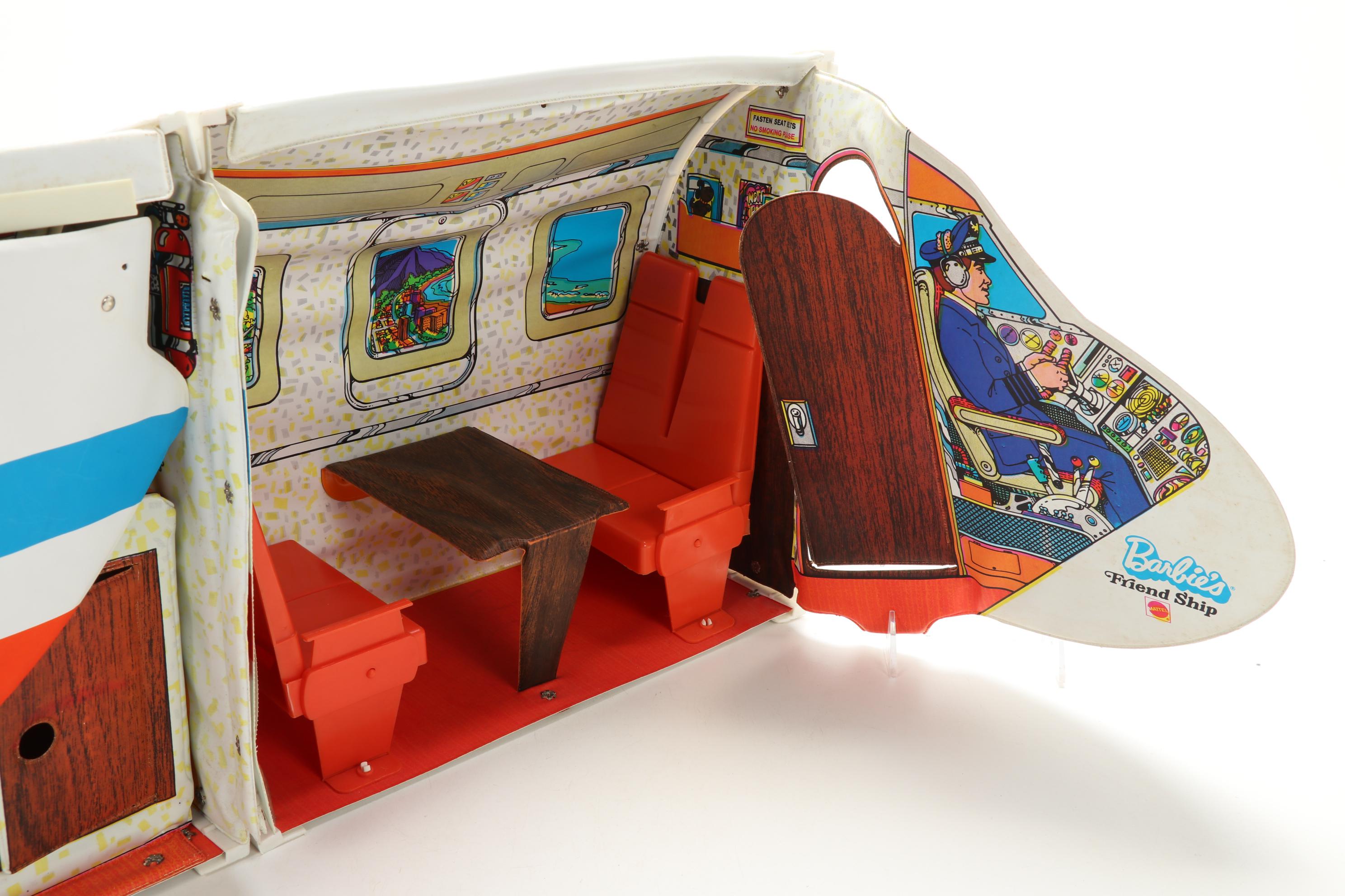 Mattel United Airlines "Barbie's Friend Ship" Airport Play Case