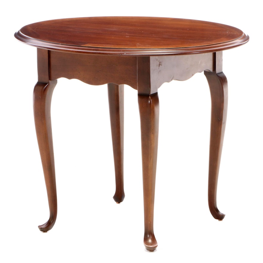 Lane Queen Anne Style Oval End Table