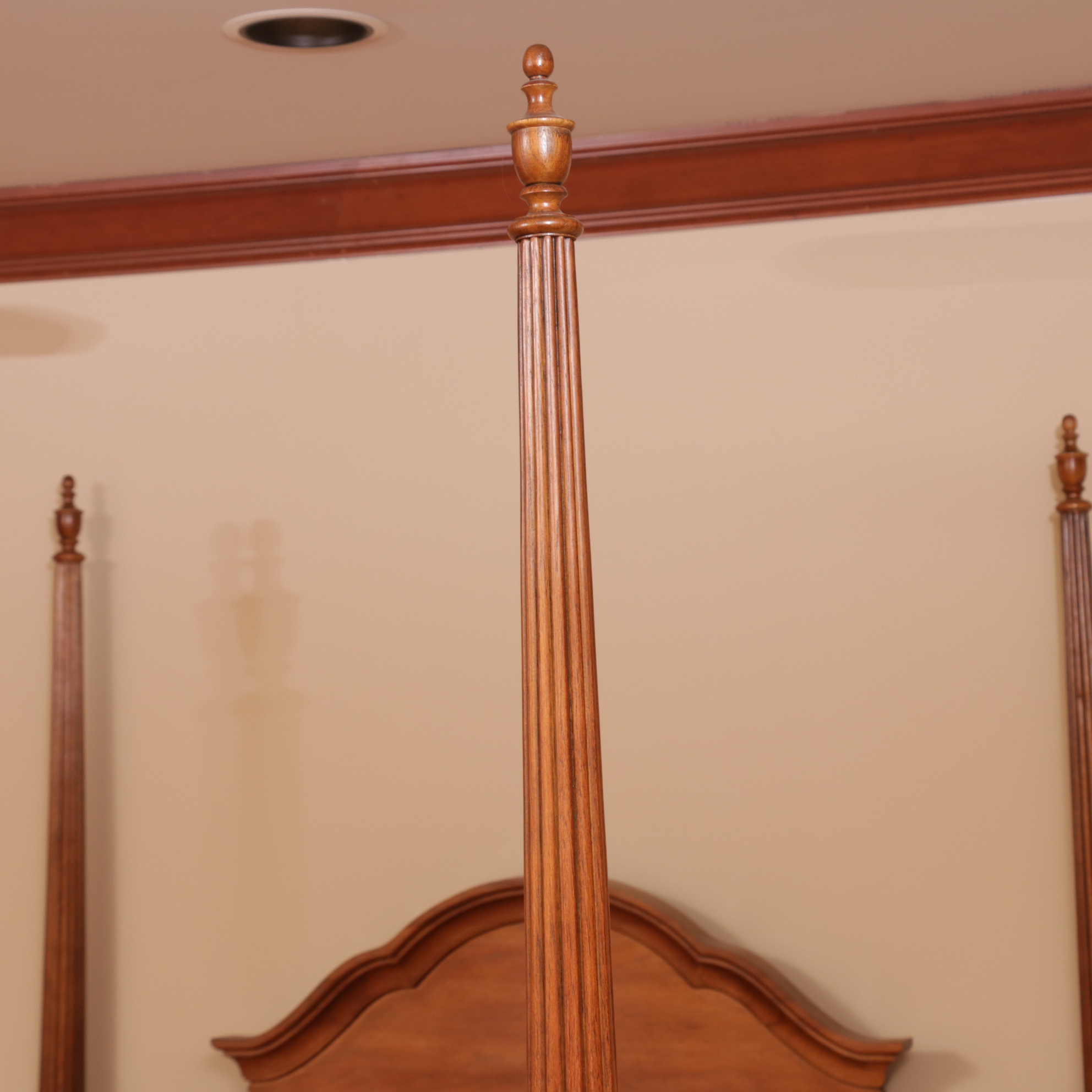 Queen Anne Style Four Poster Queen Size Bed Frame