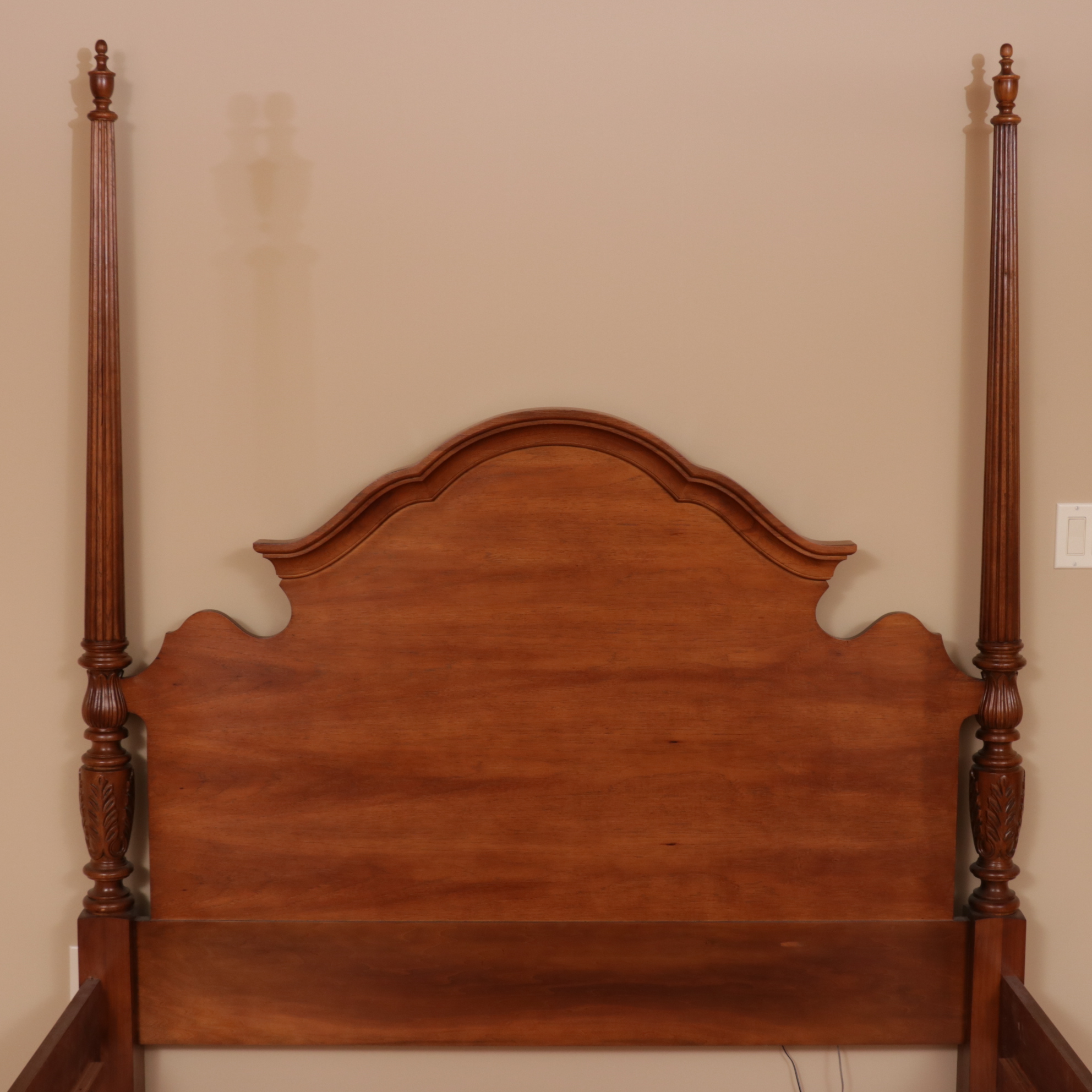 Queen Anne Style Four Poster Queen Size Bed Frame