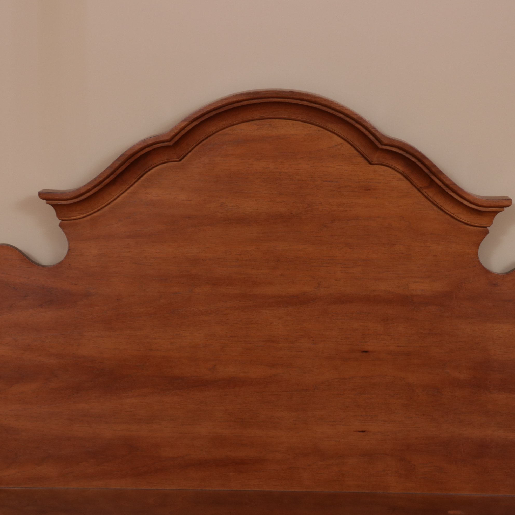 Queen Anne Style Four Poster Queen Size Bed Frame