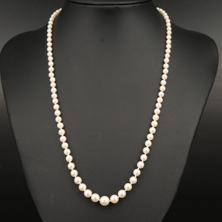 Graduated Pearl Necklace with 14K Clasp