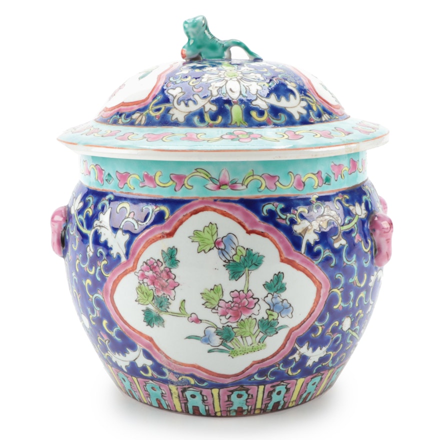 Chinese Enameled Porcelain Camcheng