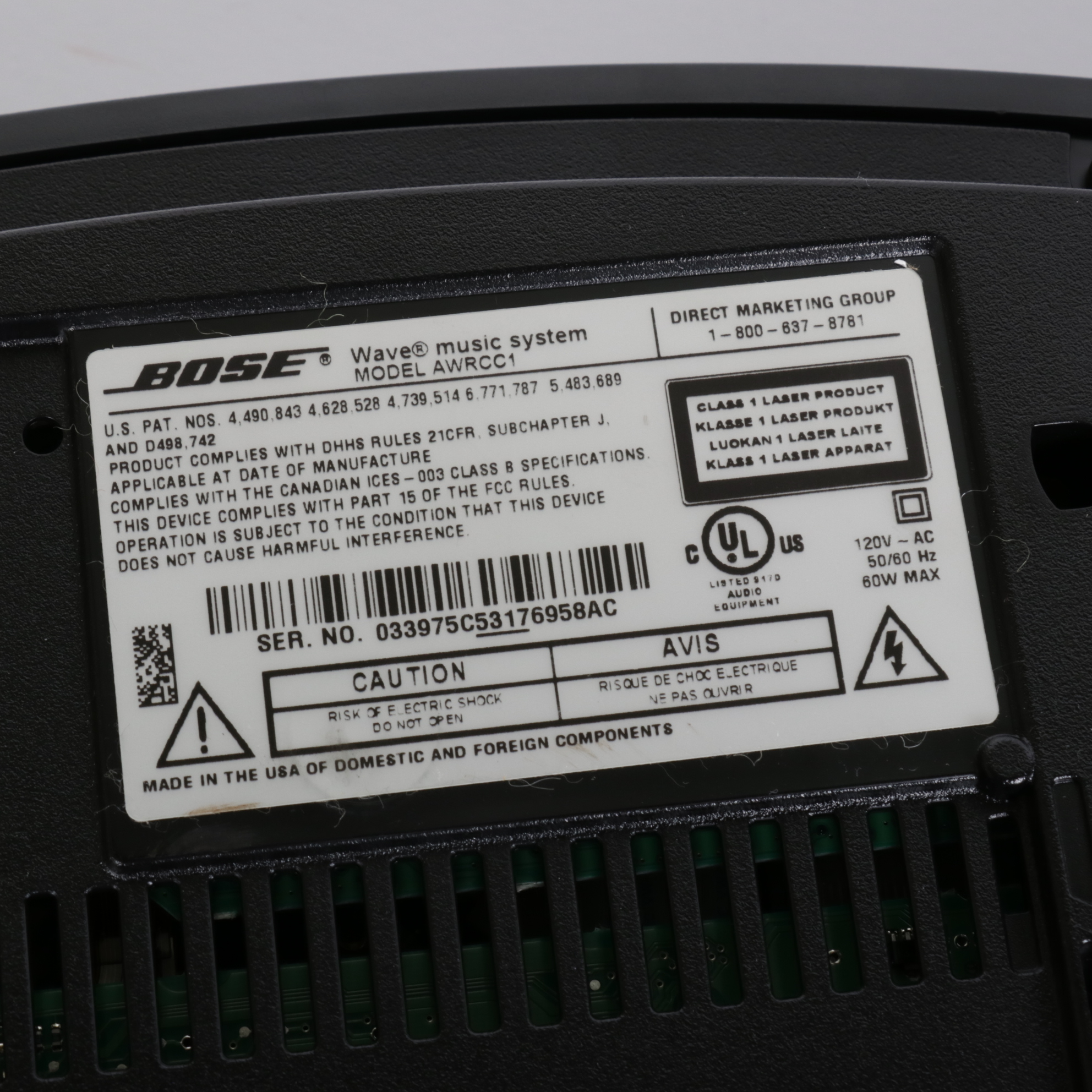 Bose Model AWRCC1 "Wave" Radio with Remote Control