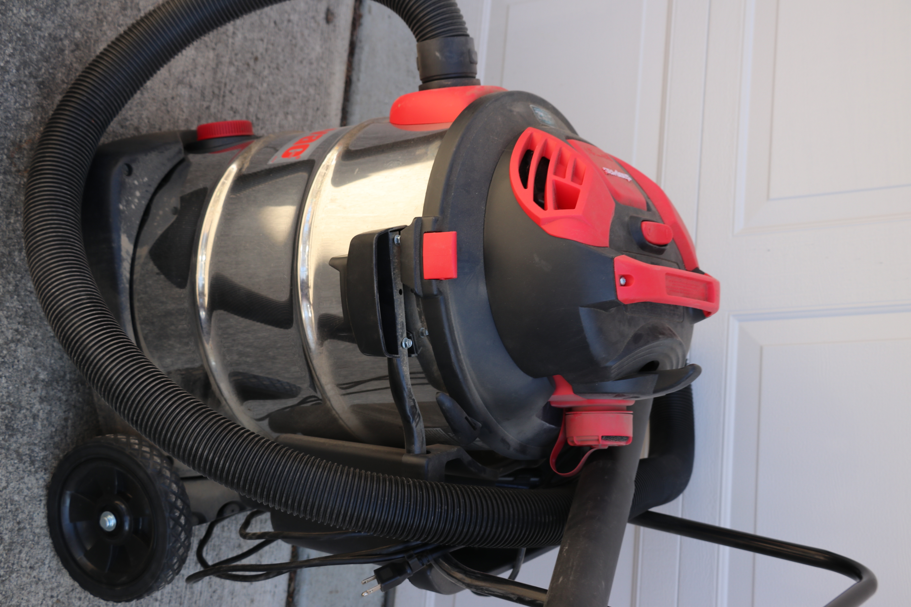 Shop Vac and STIHL Leafblowers