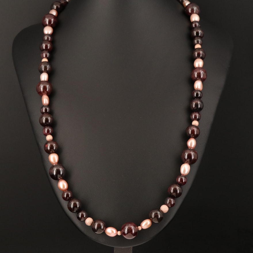 Pearl and Garnet Bead Necklace