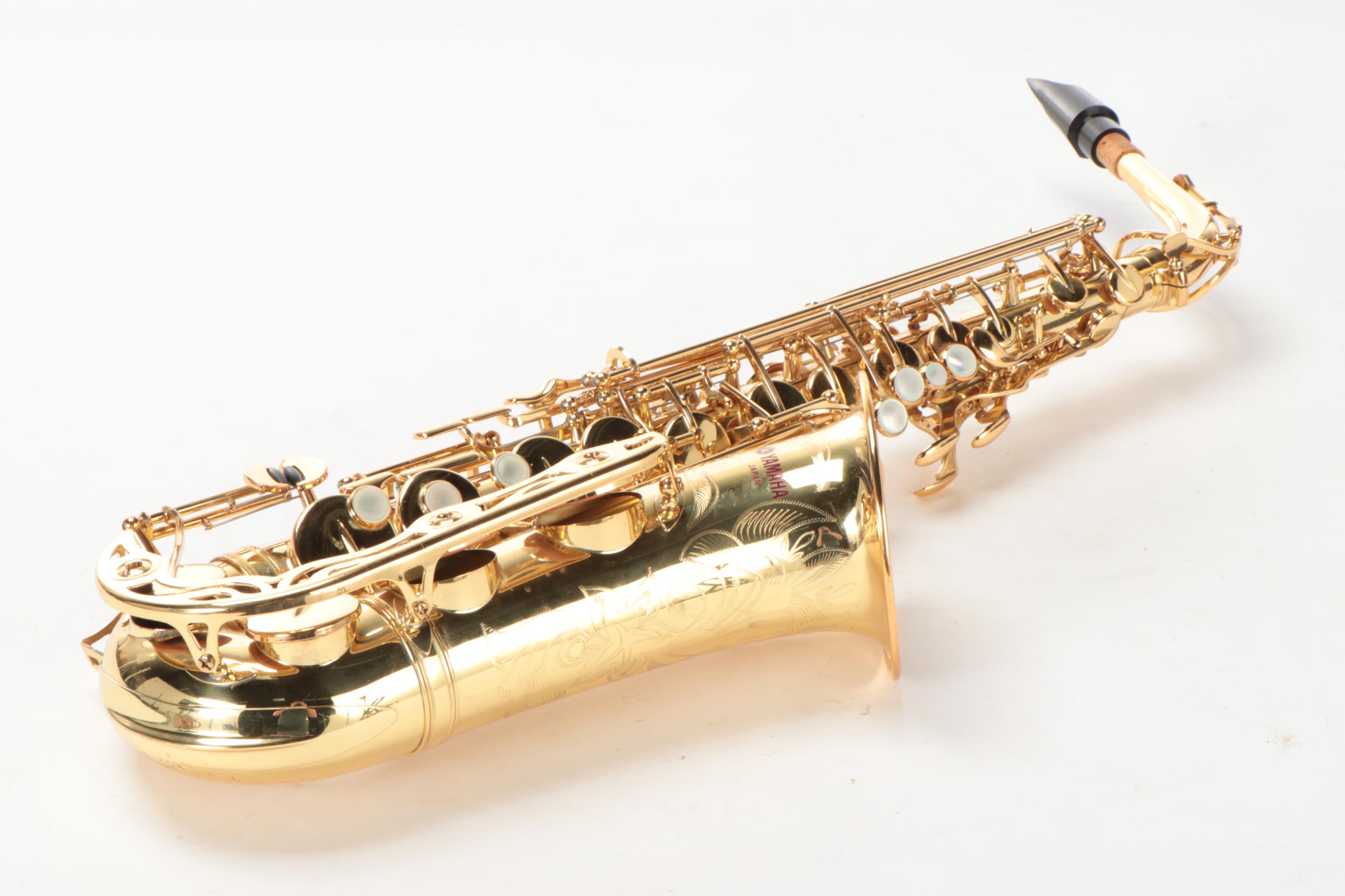 Yamaha YAS-62 Eb Alto Saxophone with Case