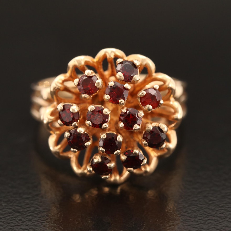 Vintage 14K Garnet Flower Ring
