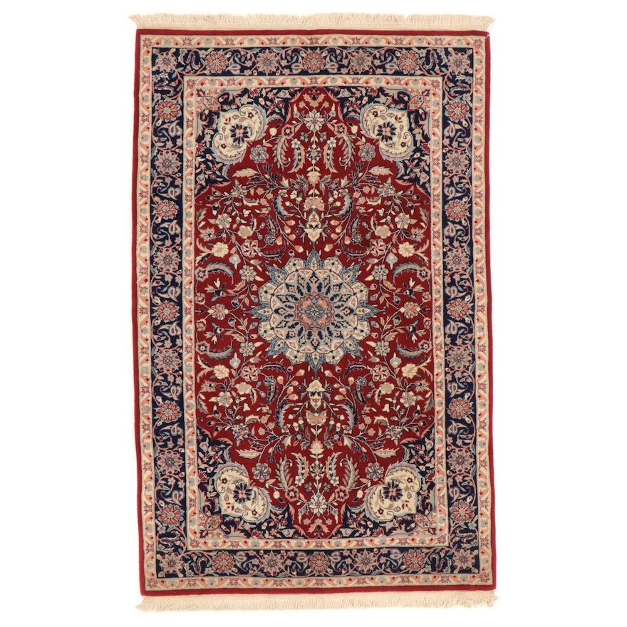 5'1 x 8'7 Hand-Knotted Persian Isfahan Wool Area Rug