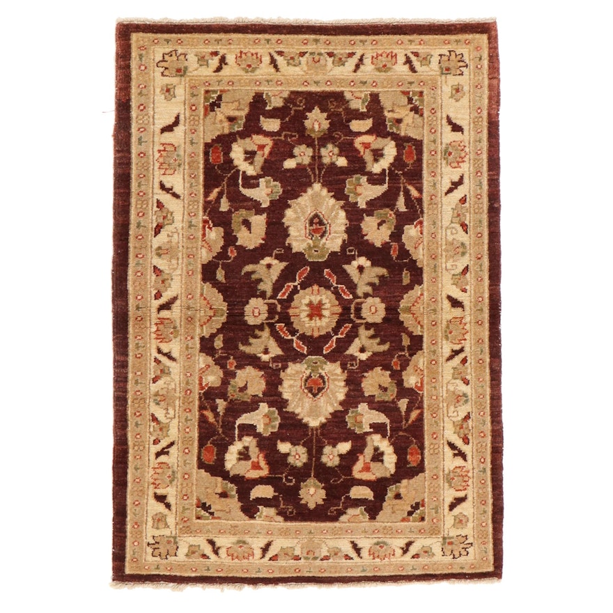 2'8 x 3'10 Hand-Knotted Pakistani Wool Accent Rug