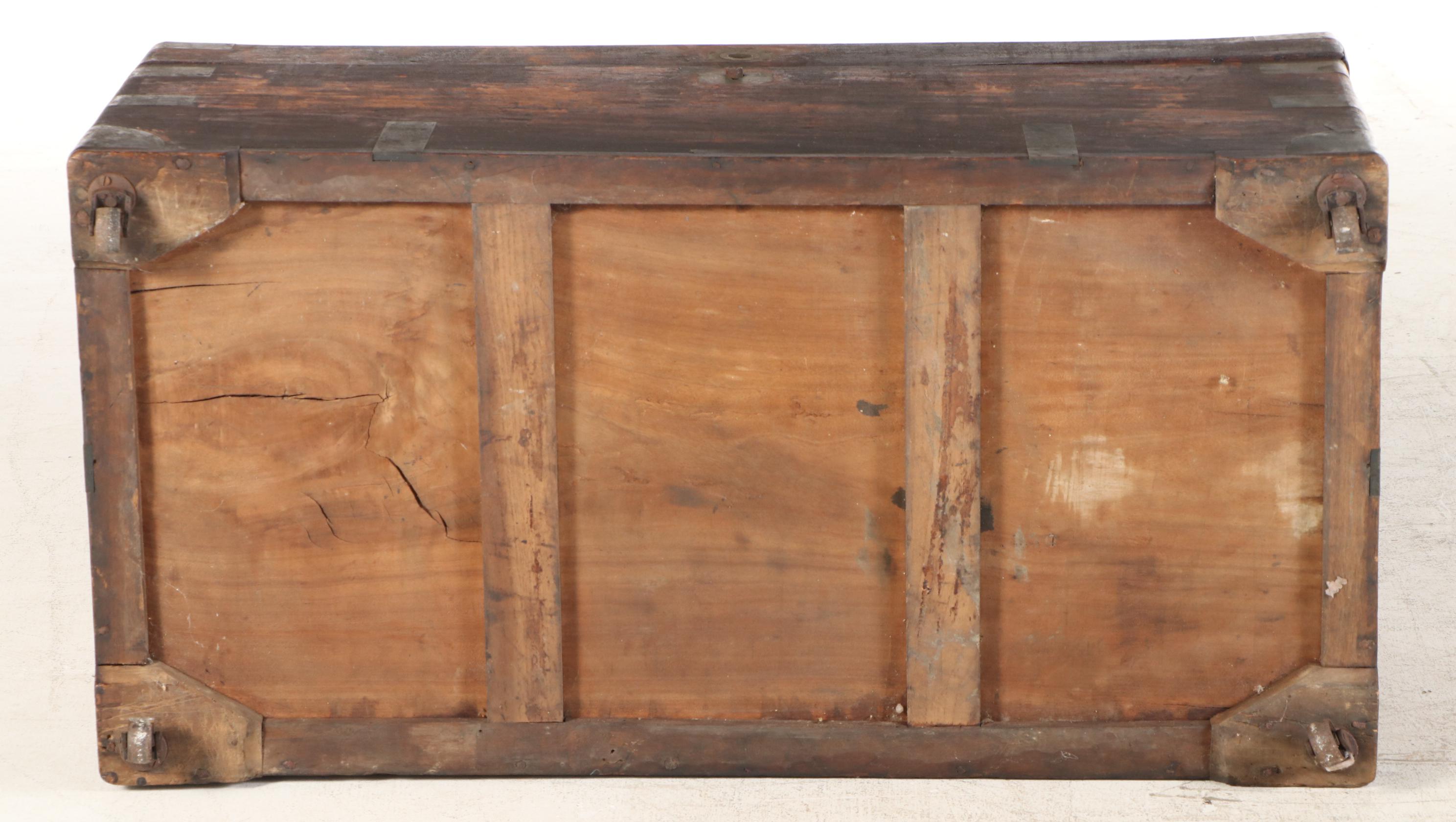 Rustic Style Wooden Metal Clad Lift-Top Chest / Coffee Table, 20th Century