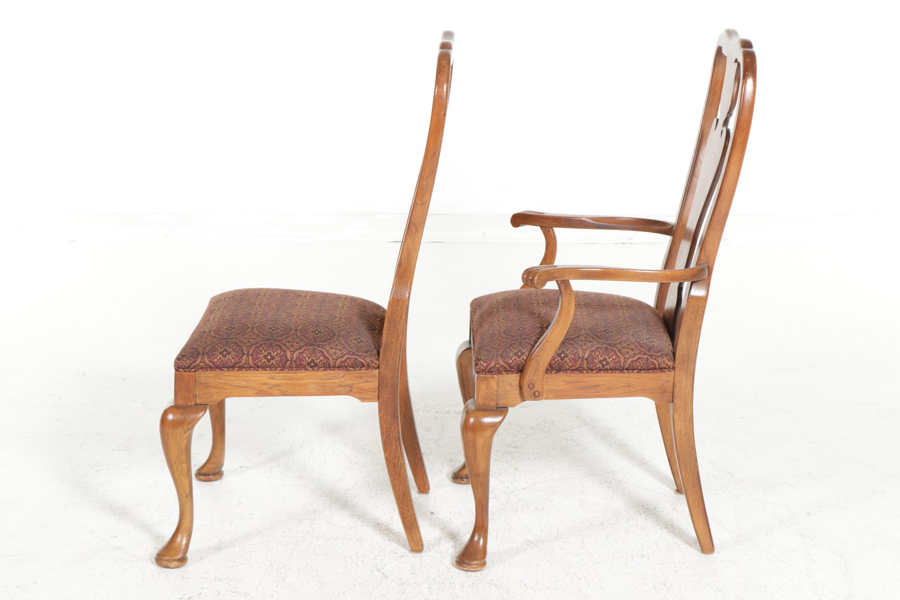 Thomasville Queen Anne Style Dining Table and Chairs, Late 20th Century