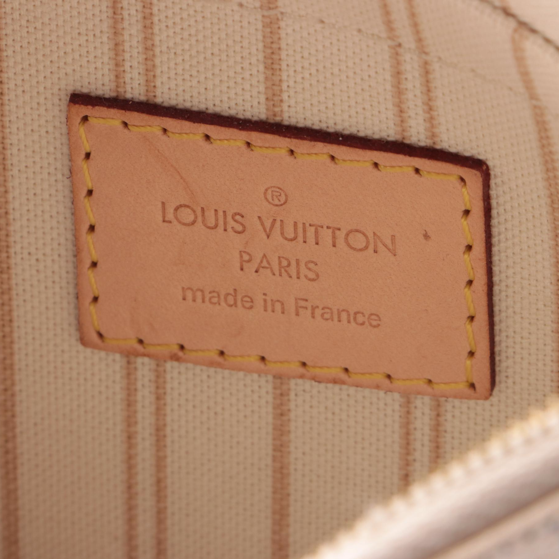 Louis Vuitton Neverfull Accessory Pochette in Damier Azur Canvas