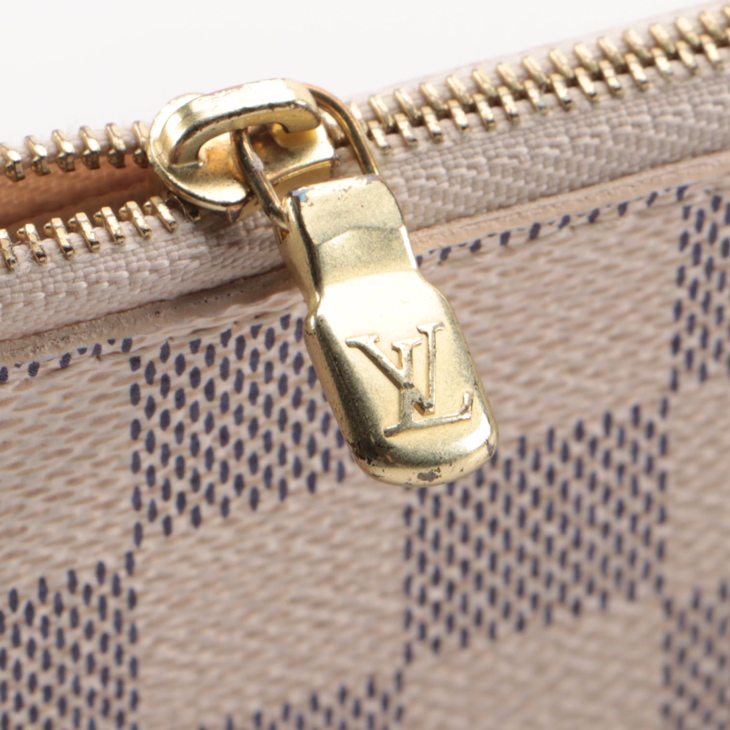 Louis Vuitton Neverfull Accessory Pochette in Damier Azur Canvas