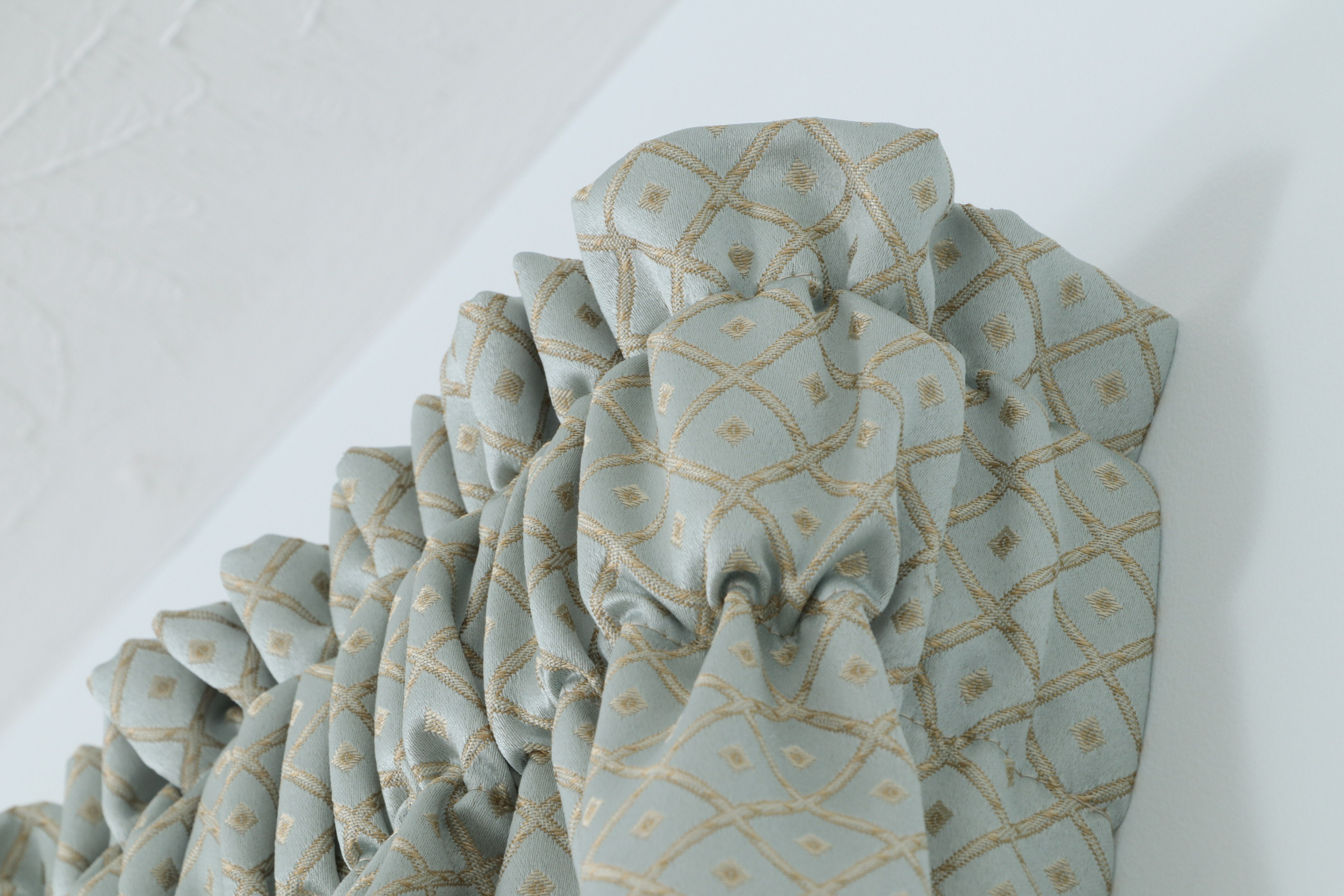 Sleep Number 5000 Model Adjustable Twin Bed with Base and Headboard