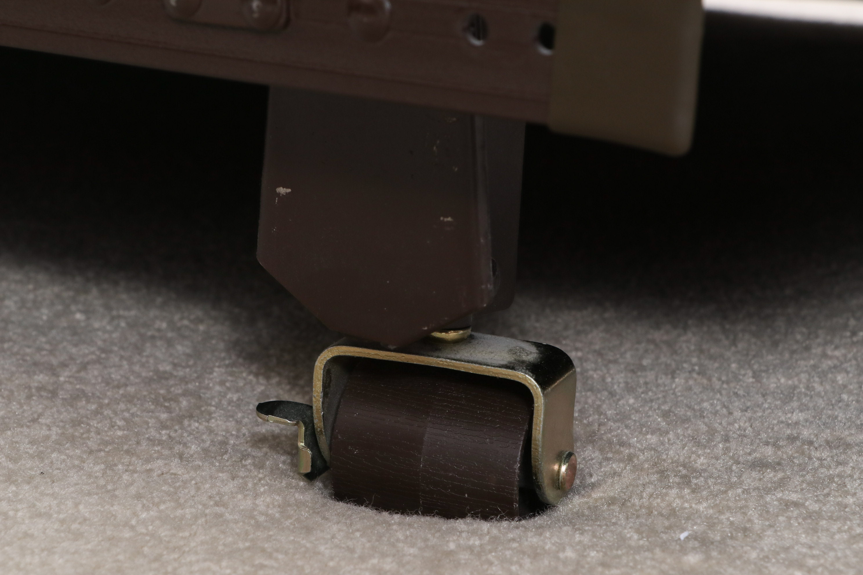 Sleep Number 5000 Model Twin Beds with Headboards