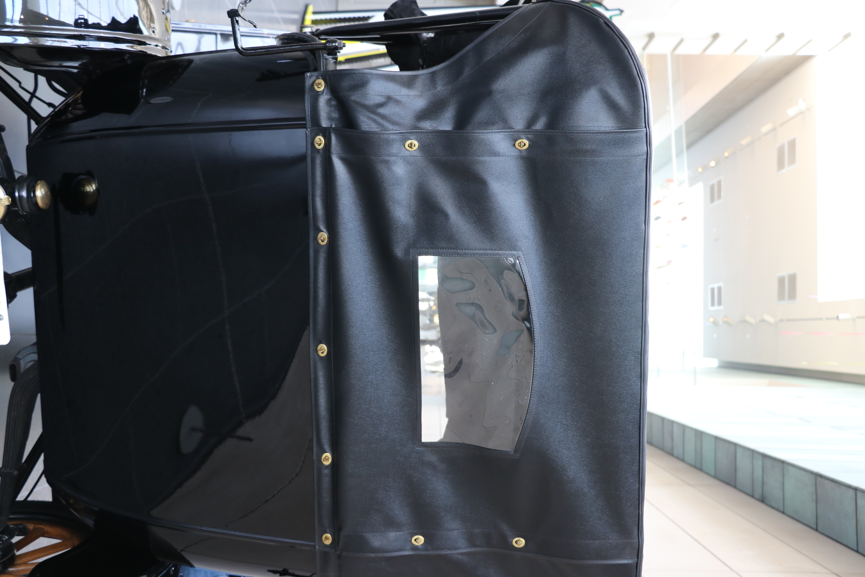 1915 Ford Model T Touring Car