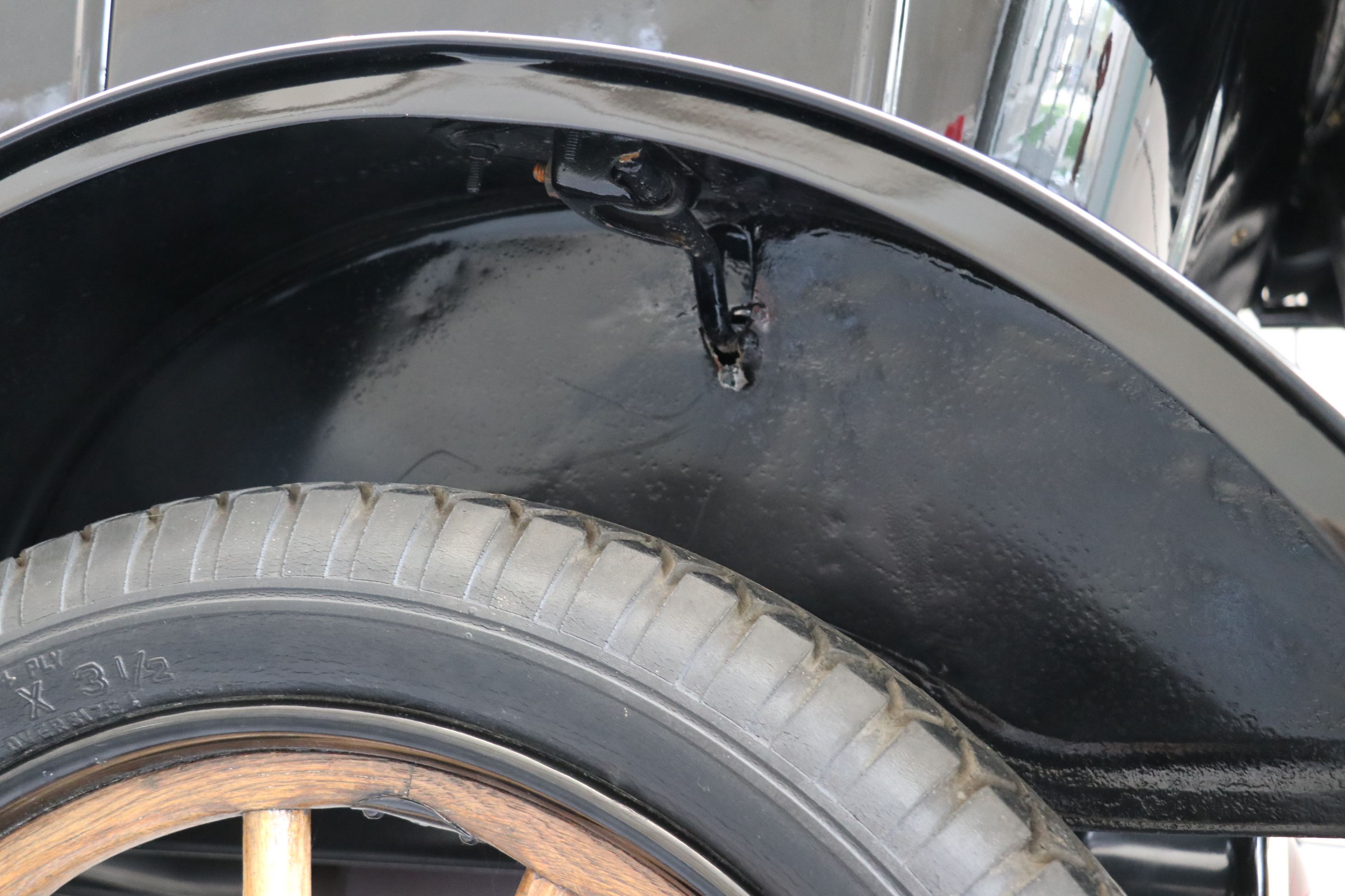 1915 Ford Model T Touring Car