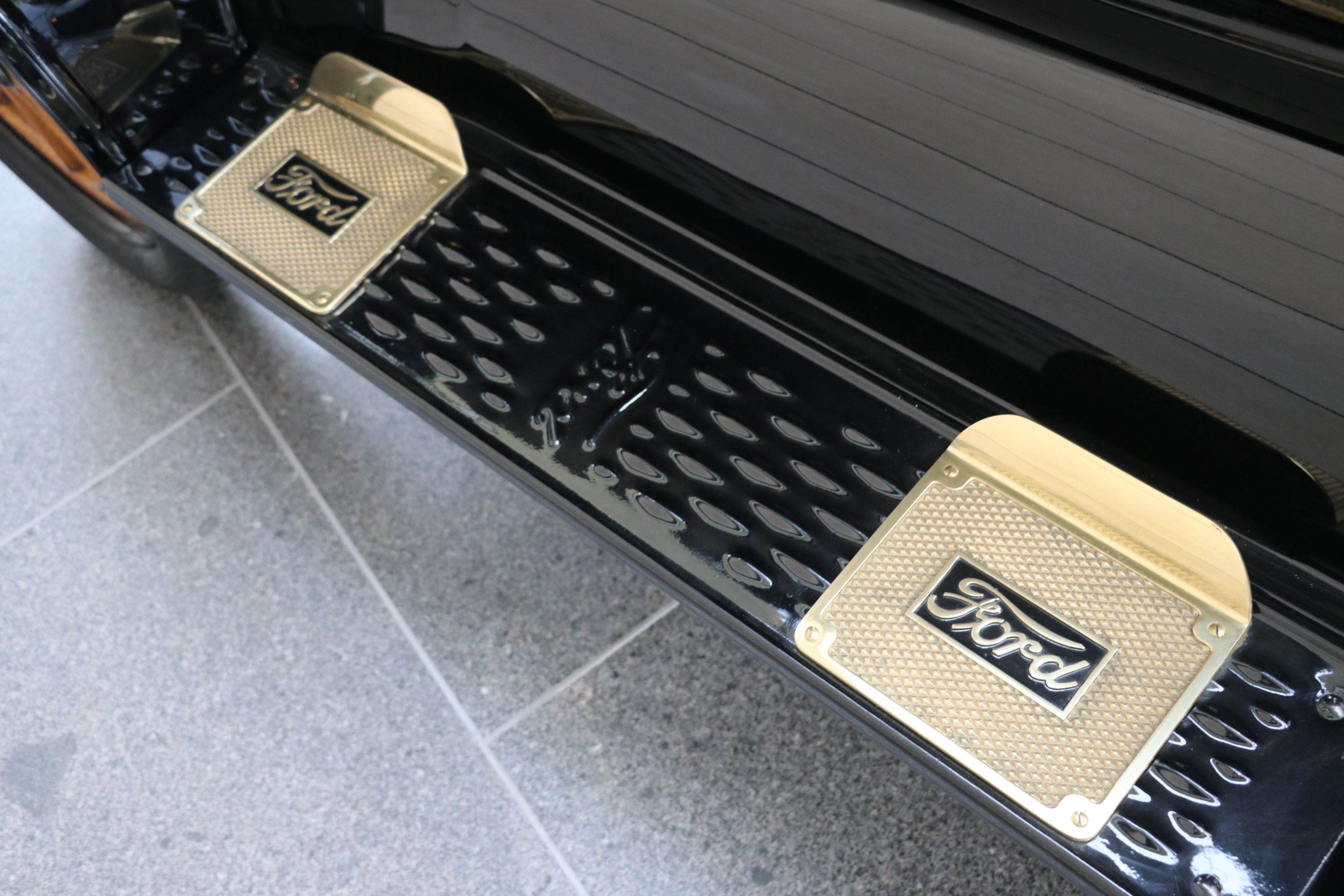 1915 Ford Model T Touring Car