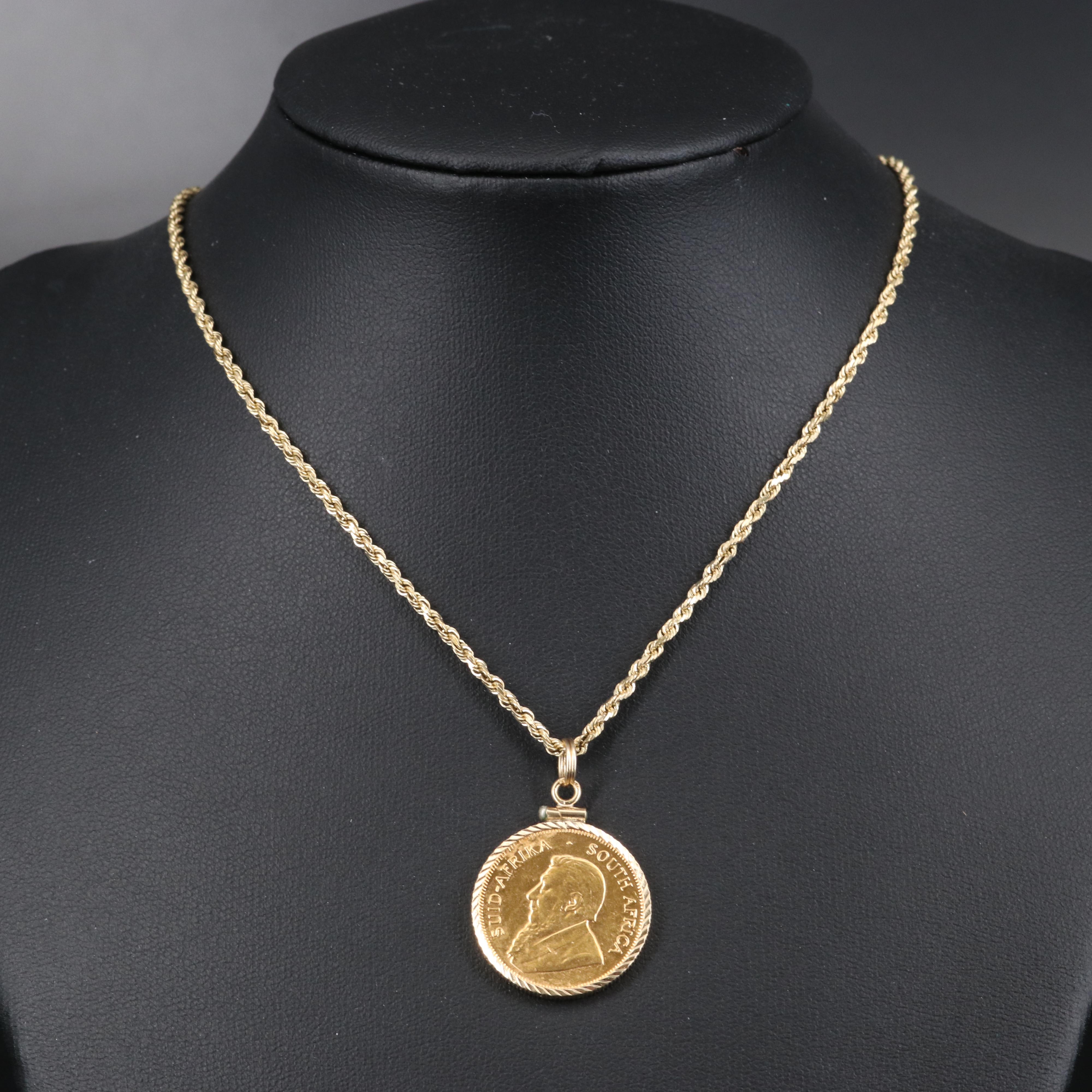 21K 1982 South Africa Krugerrand Bullion Coin Pendant on 14K Rope Chain Necklace
