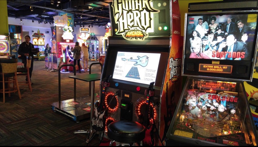 One Night Stay at Marriott Riverside with Certificates to Hofbrähaus and More