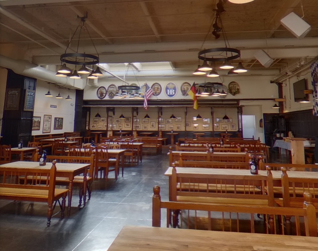 One Night Stay at Marriott Riverside with Certificates to Hofbrähaus and More