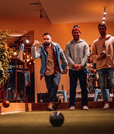 One Night Stay at Marriott Riverside with Certificates to Hofbrähaus and More