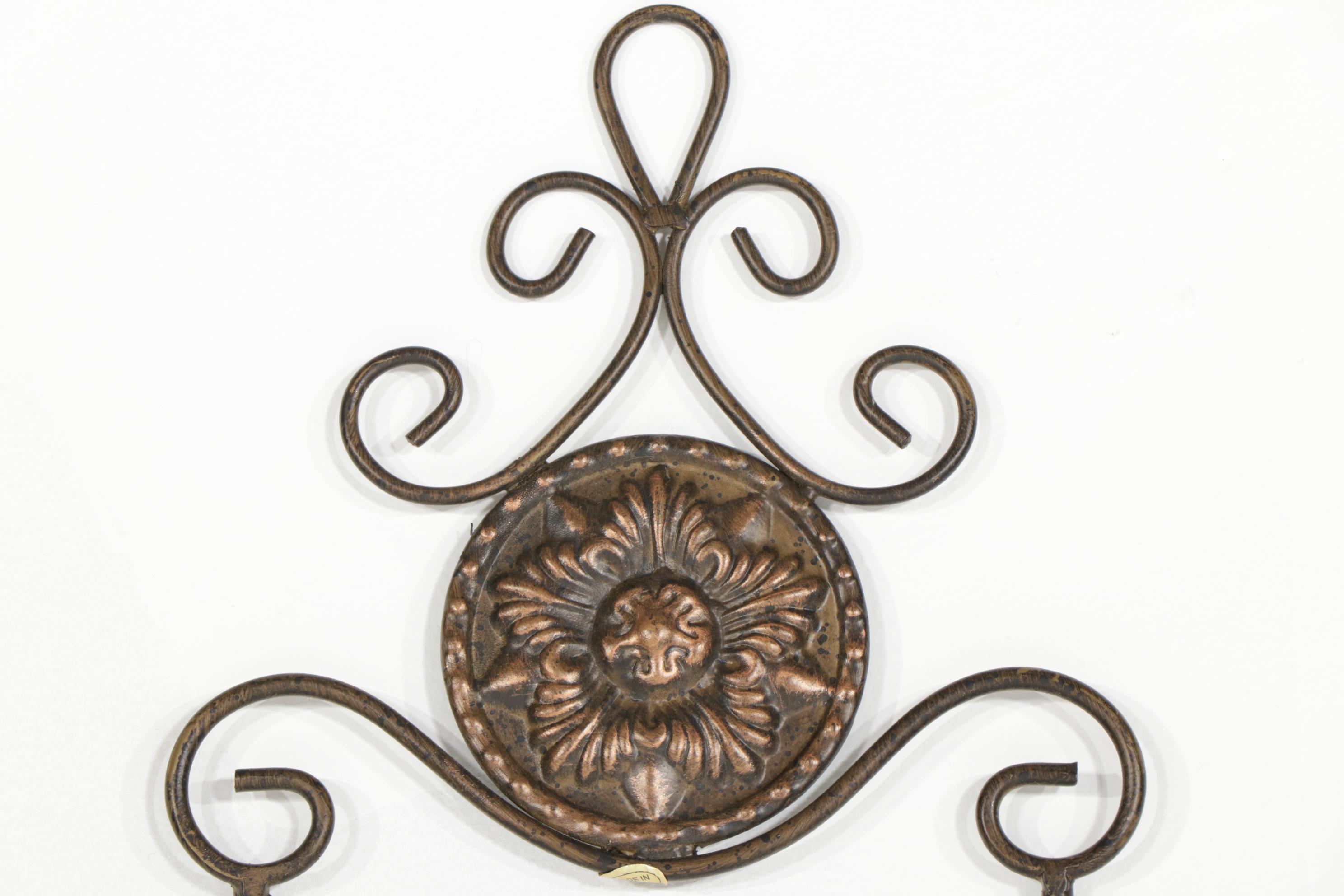 Wrought Metal Wall Hanging Plate Display