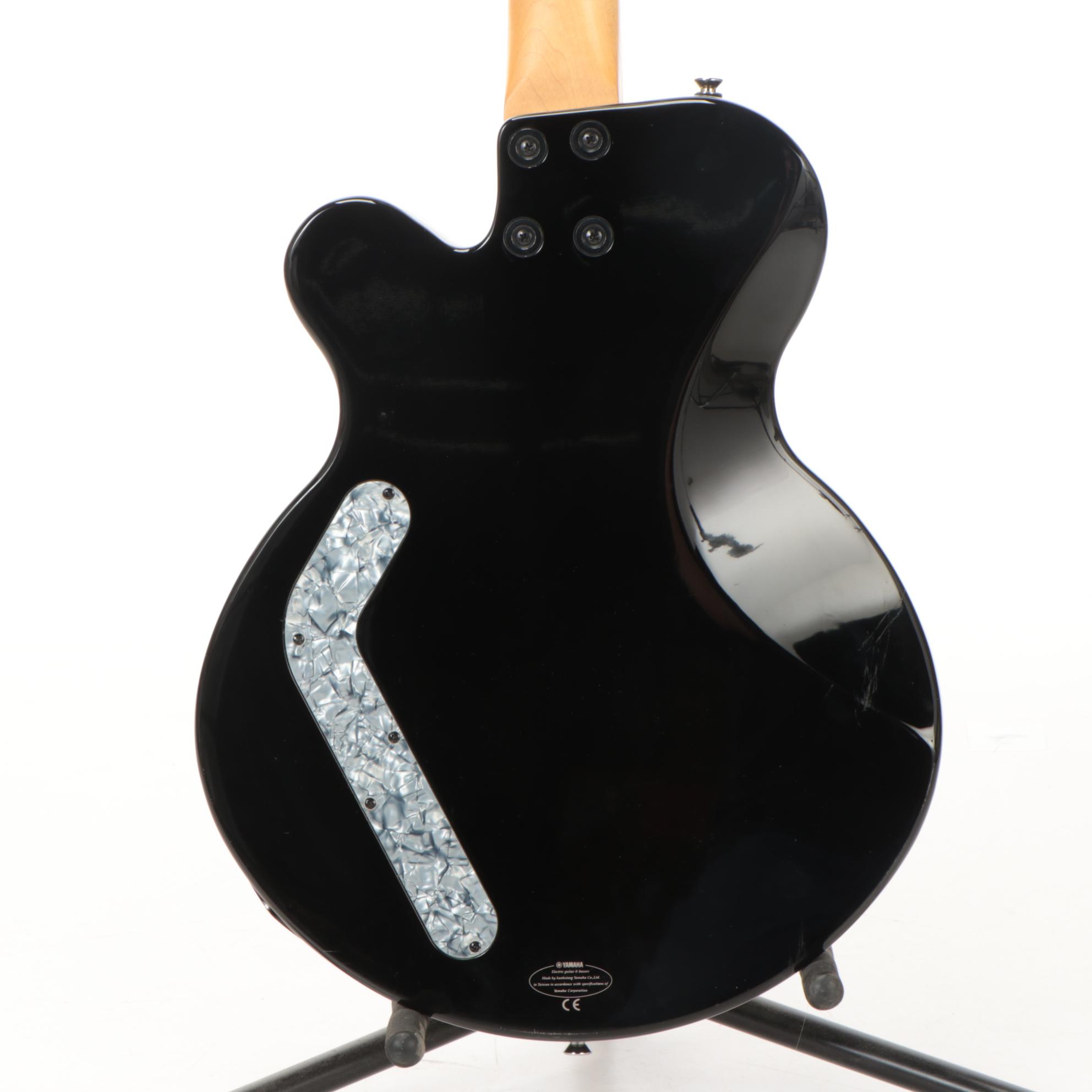 Yamaha AES 500 Solid Body Electric Guitar