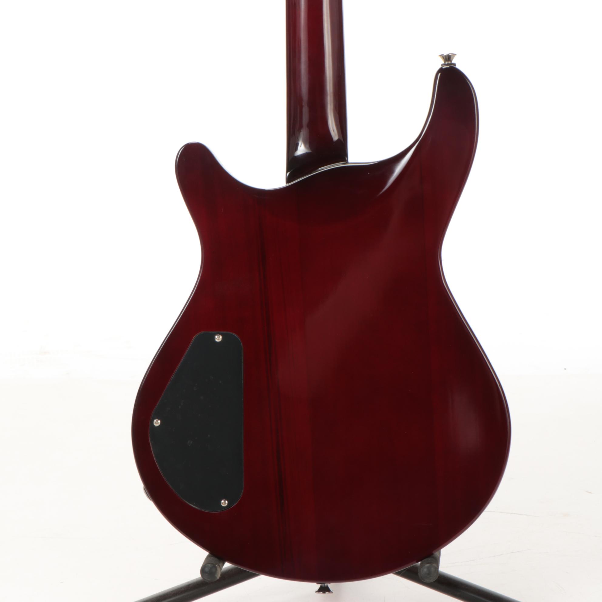 Hamer Double Cutaway 24 Fret Electric Guitar with Gig Bag