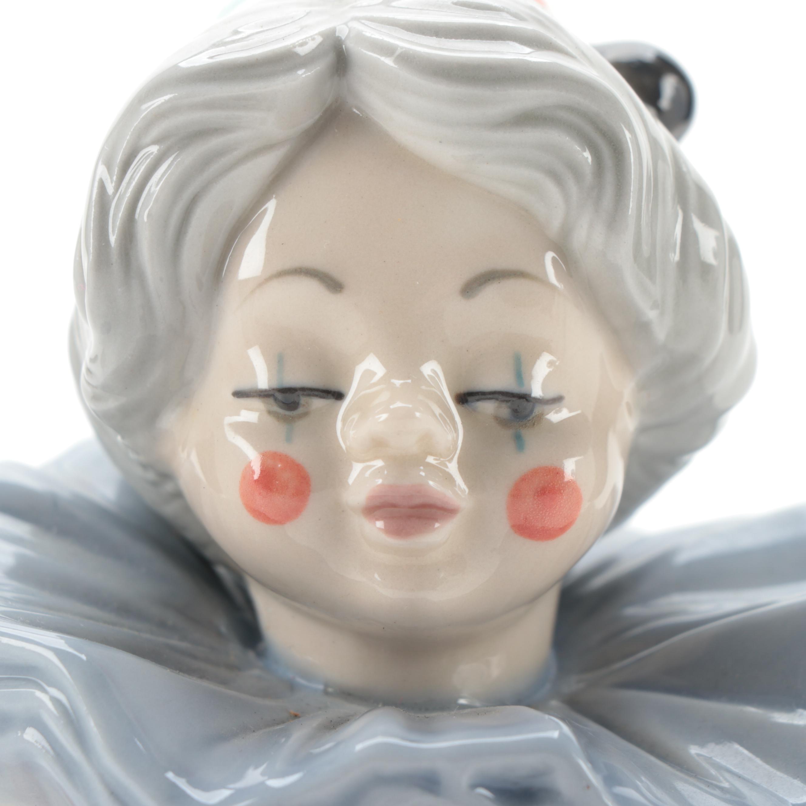 Tengra Porcelain Figurine Clown with Saxophone