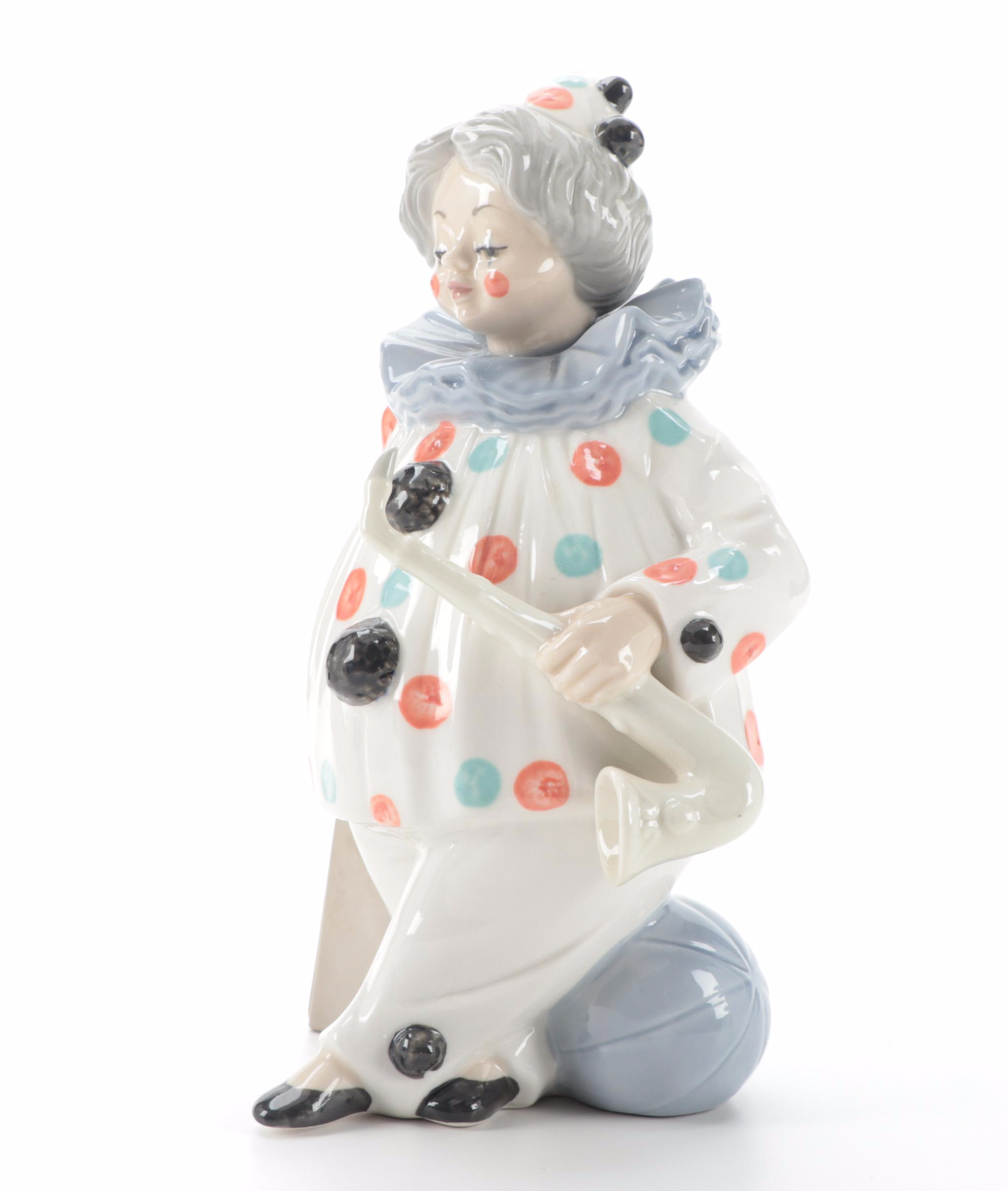 Tengra Porcelain Figurine Clown with Saxophone