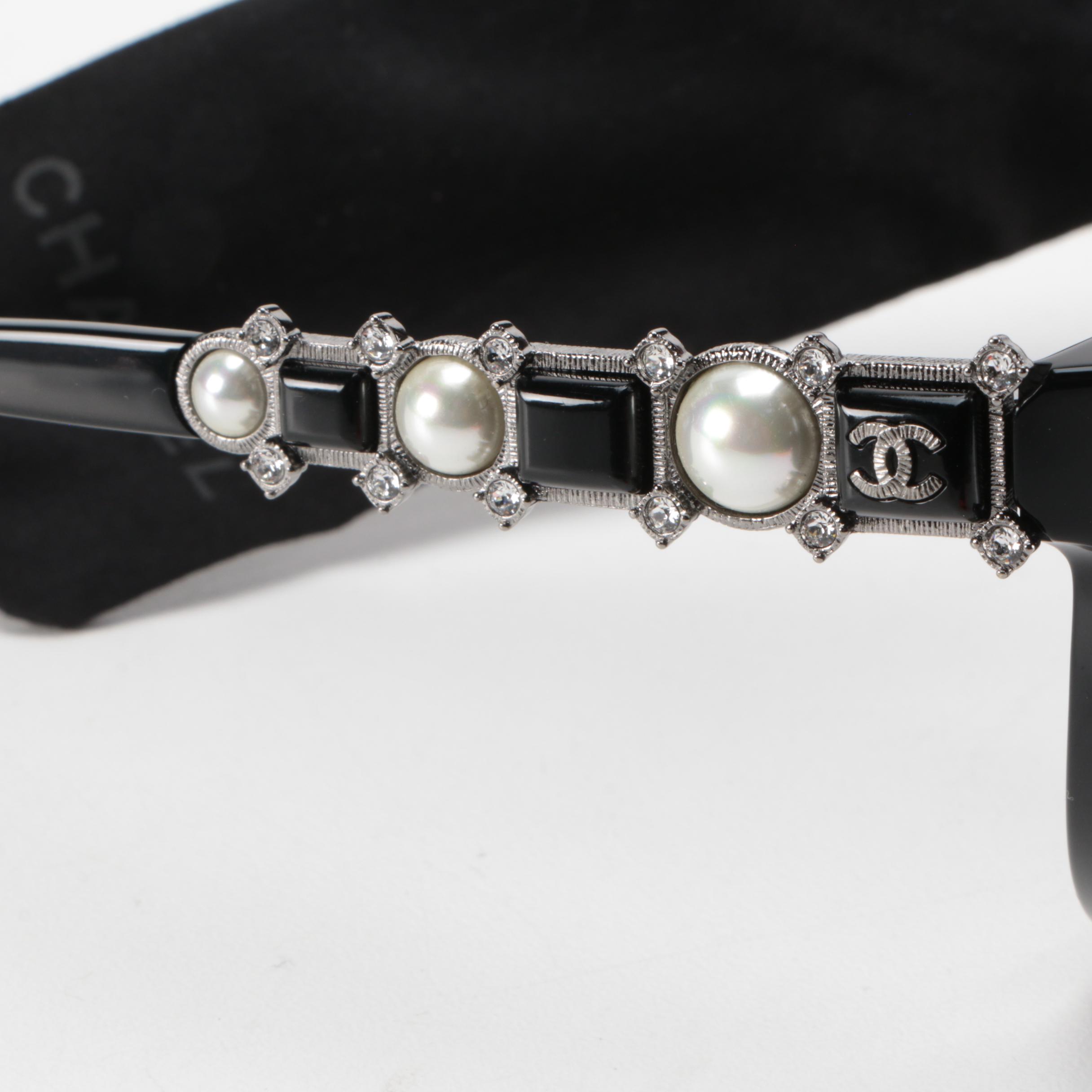 Chanel 5336HB Polarized Fantasy Pearl Bijou Black Cat Eye Sunglasses with Case