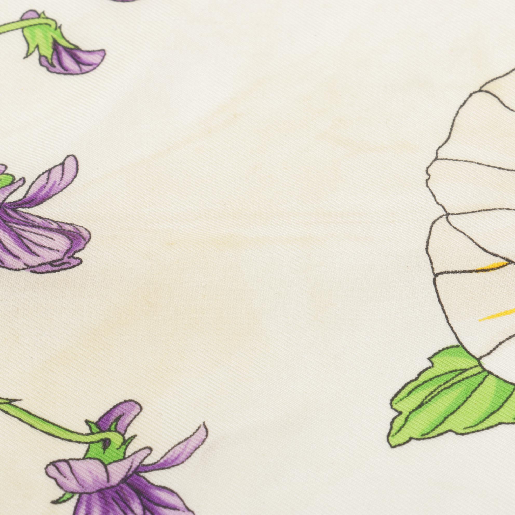 Gucci "Viole" Floral Print Silk Twill Scarf