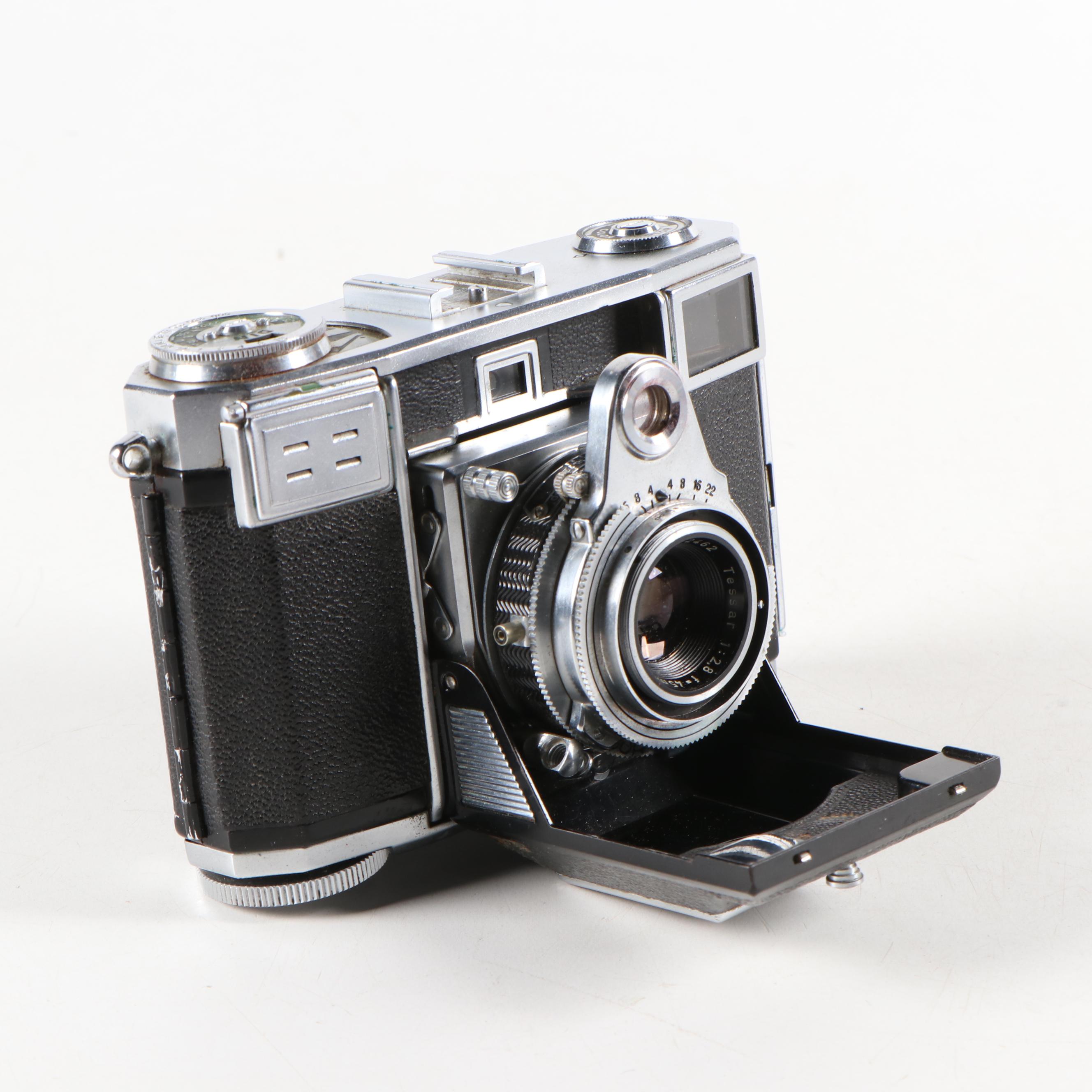 Zeiss Ikon "Contessa" 35mm Camera with Susis Folding Tripod