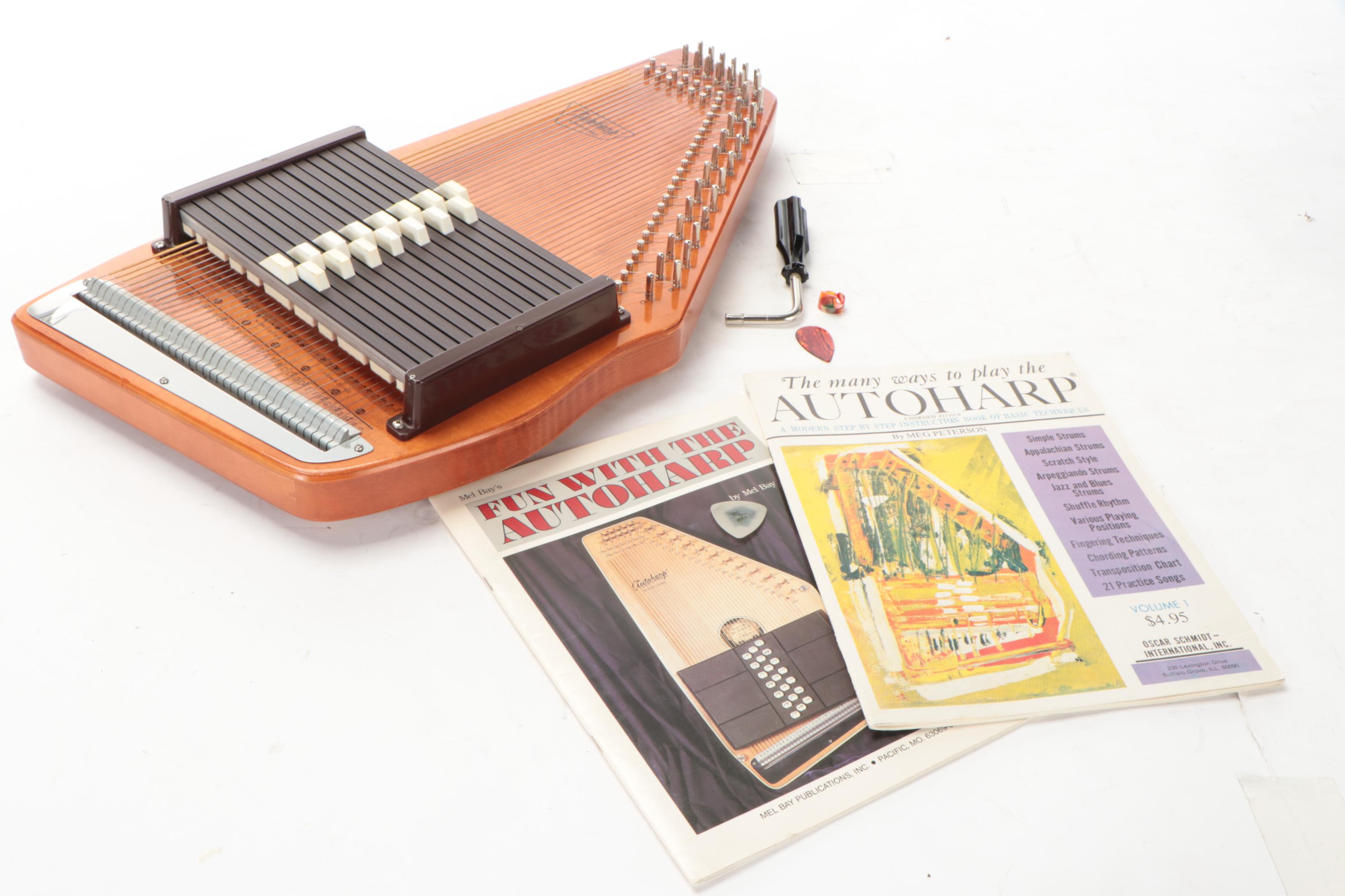 Autoharp by Oscar Schmidt 15-Chords, 36-Strings with Case and Books
