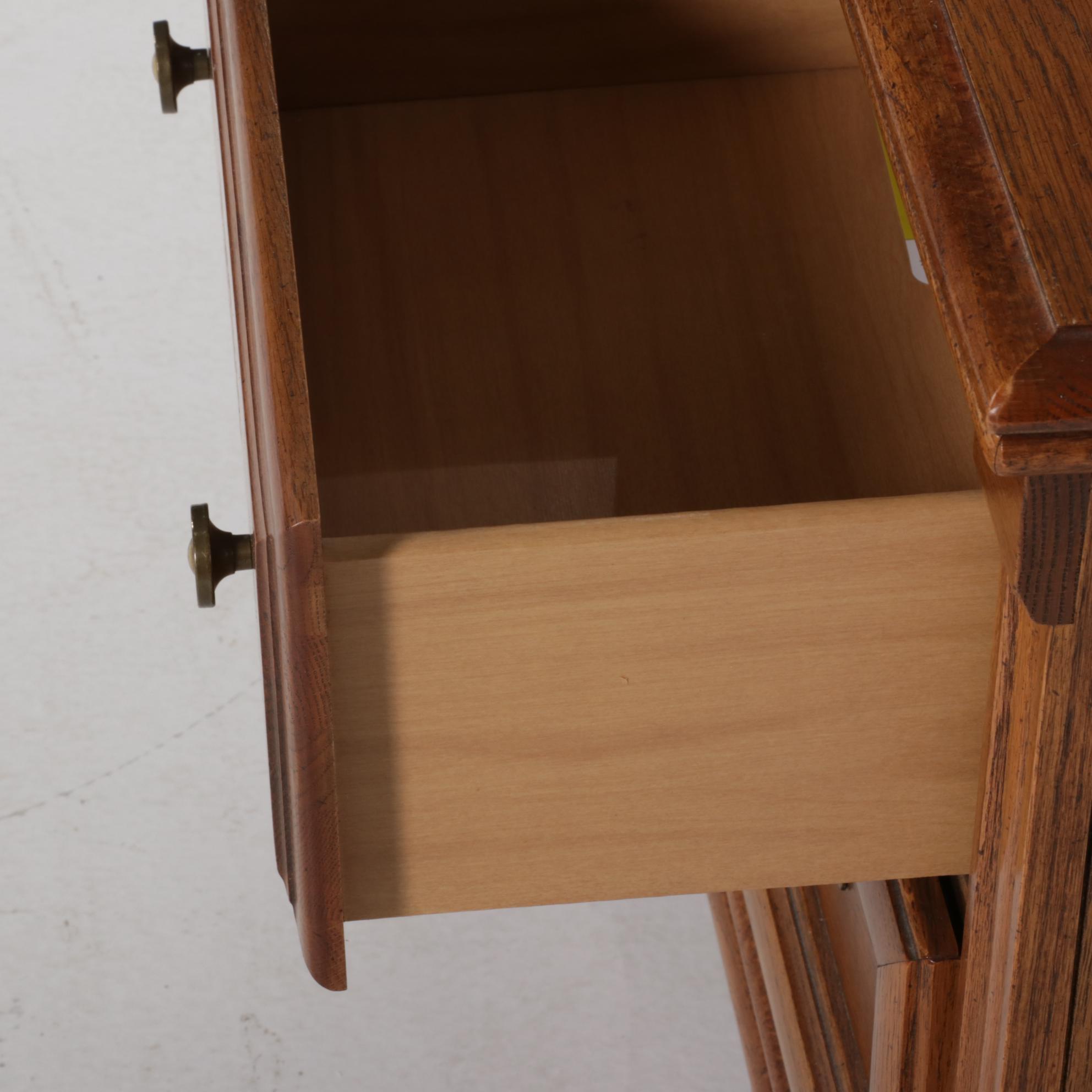 Broyhill Oak Bedroom Set, Late 20th Century