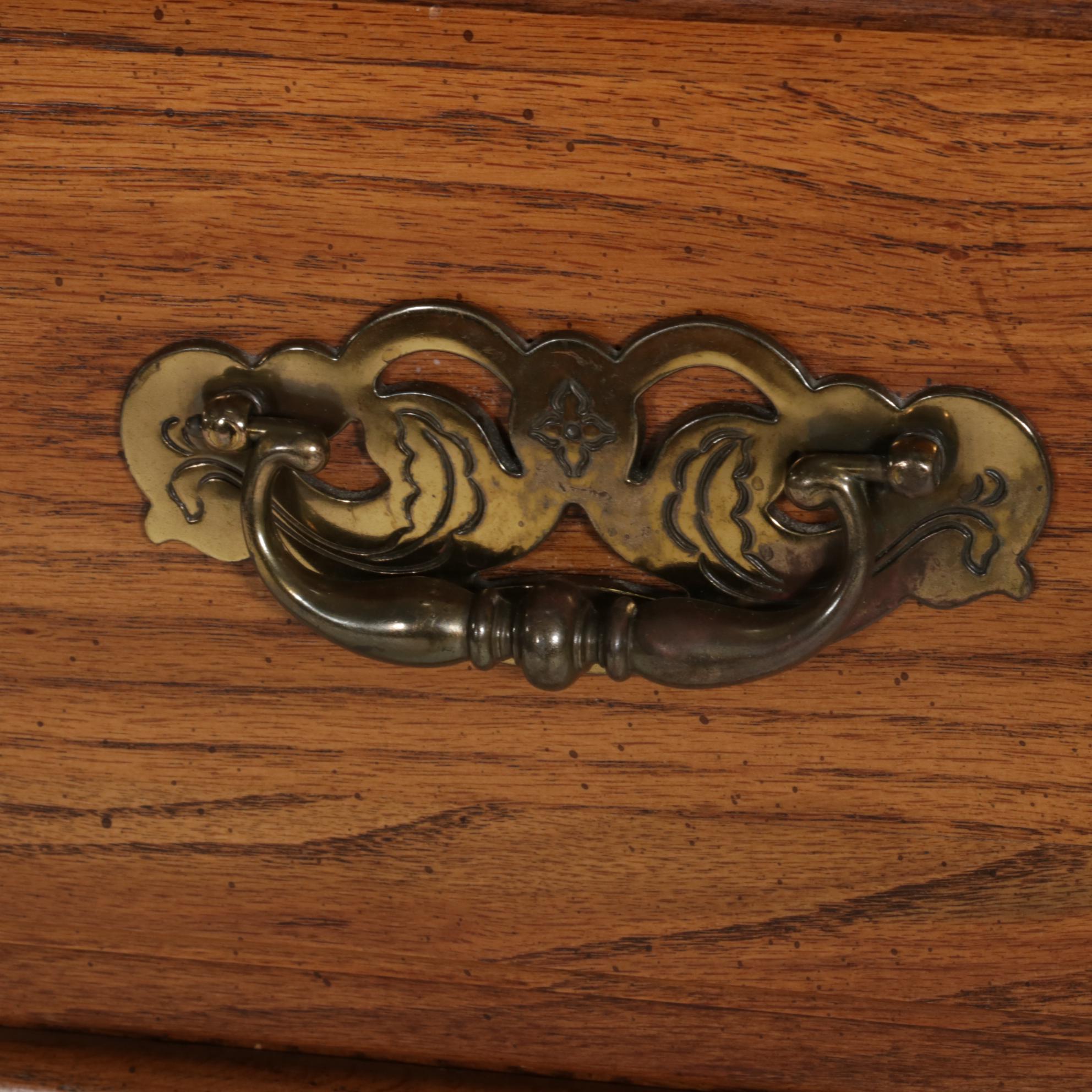 Broyhill Oak Bedroom Set, Late 20th Century