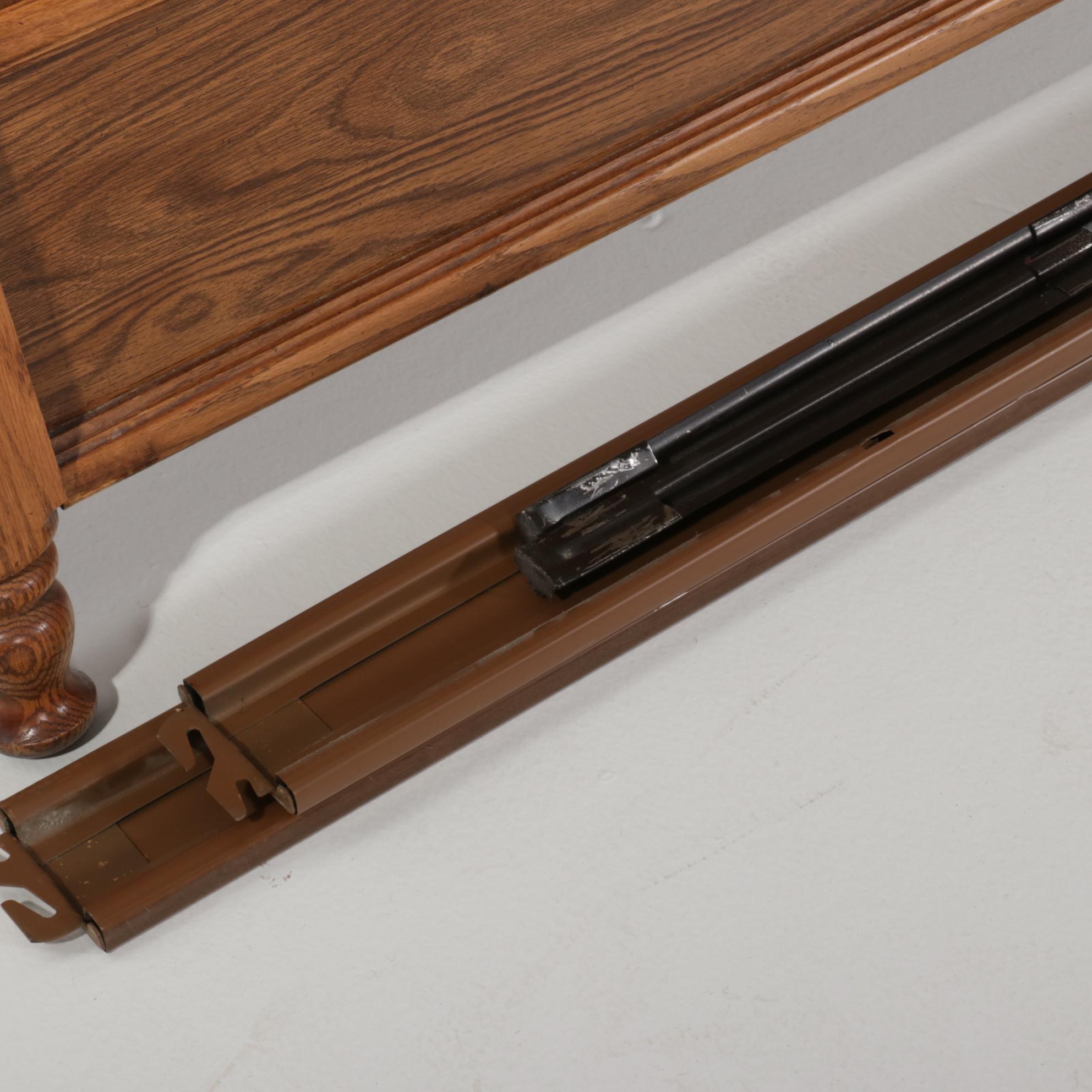 Broyhill Oak Bedroom Set, Late 20th Century