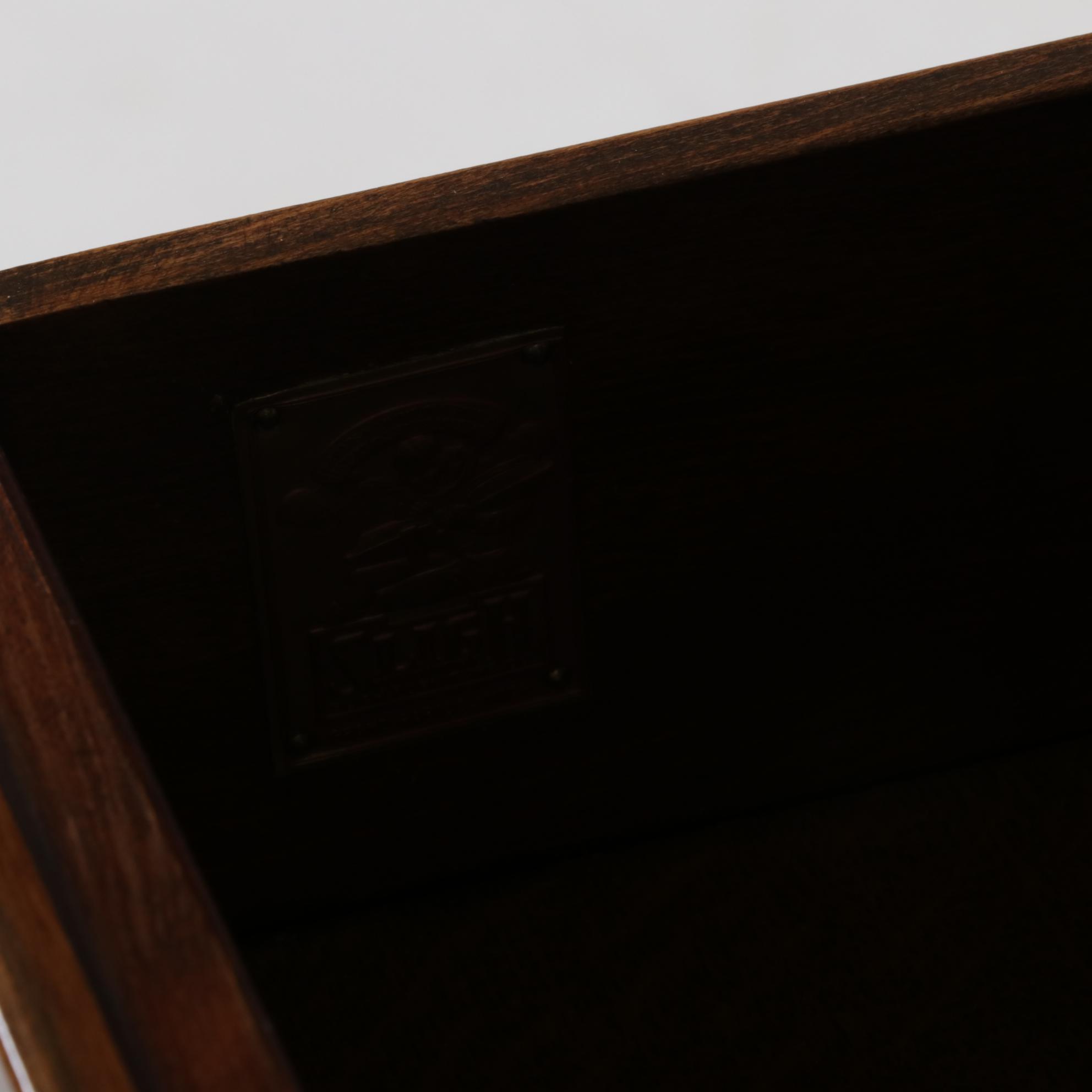 Sligh George III Style Mahogany Chest of Drawers